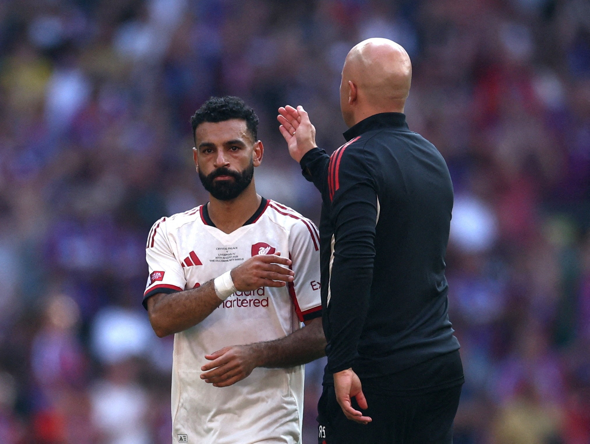 Liverpool chot doi hinh, nong may cho tran mo man Premier League hinh anh