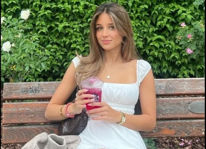 Sao tre lieu minh tan tinh con gai 17 tuoi cua tuong dai Bayern hinh anh