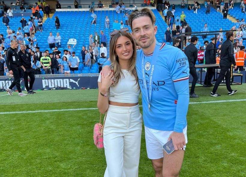 Canh sat bat luc, Grealish va ban gai suy sup hinh anh