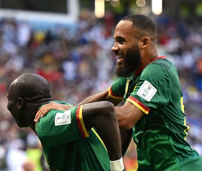 Mbeumo toa sang, Onana giu sach luoi giup doi nha thang dam hinh anh