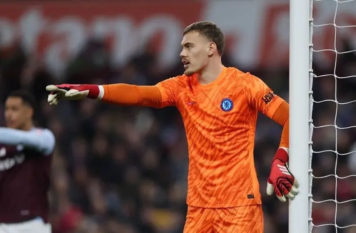 Chelsea co chanh long khi nho Courtois? hinh anh