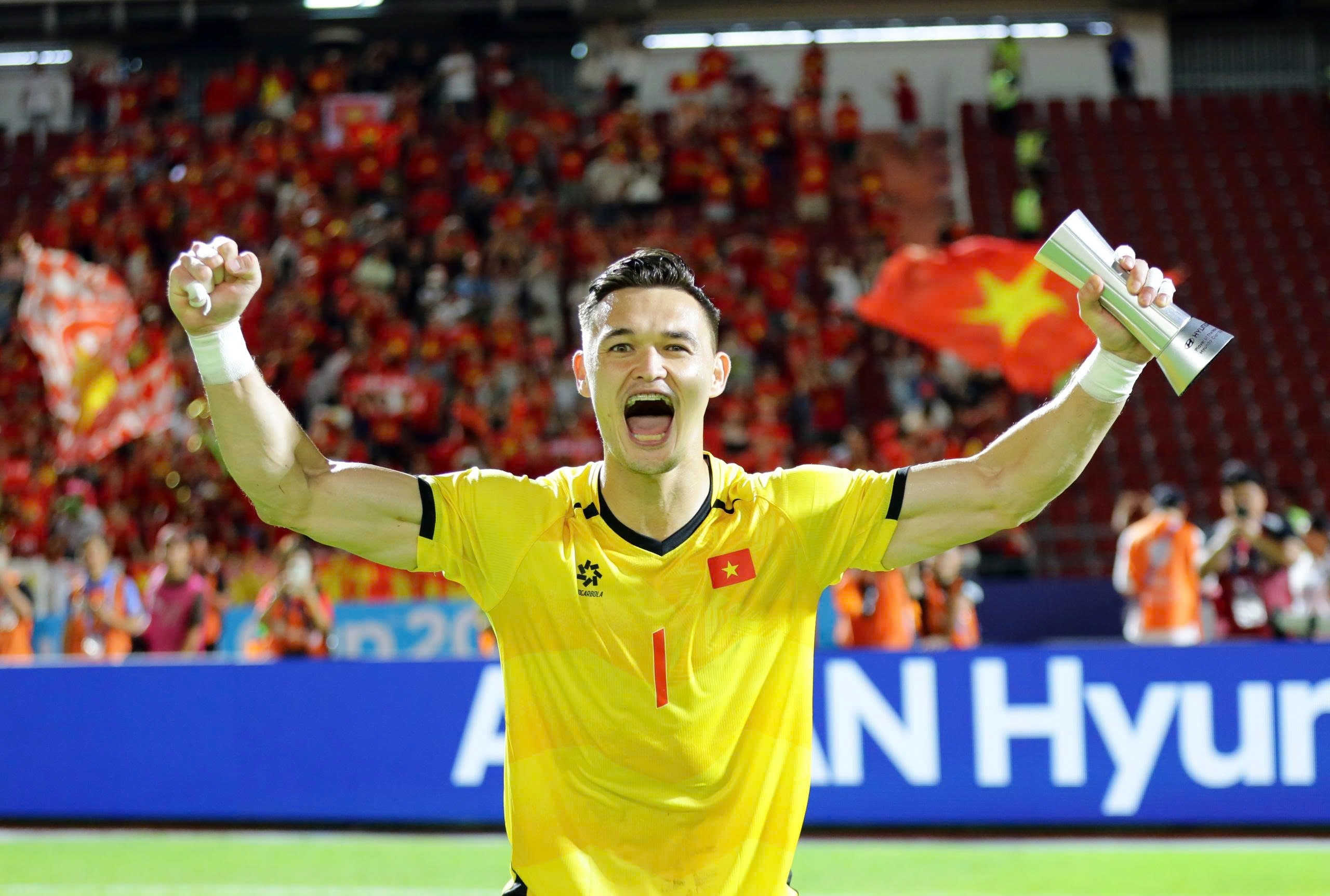 Lê Giang lên trang FIFA sẽ giúp thu hút Việt kiều về ĐTQG?
