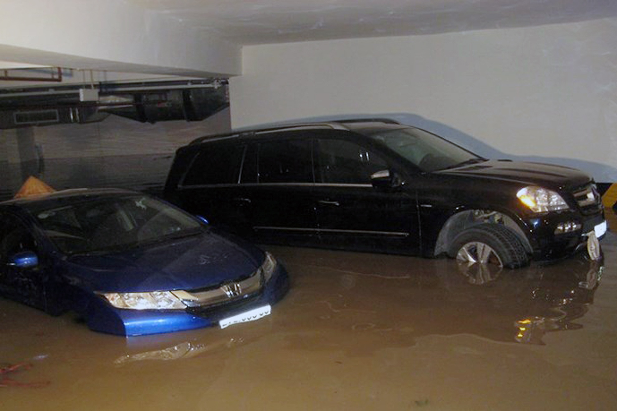 Chung cu Han Quoc o Sai Gon ngap nang sau ba ngay mua hinh anh