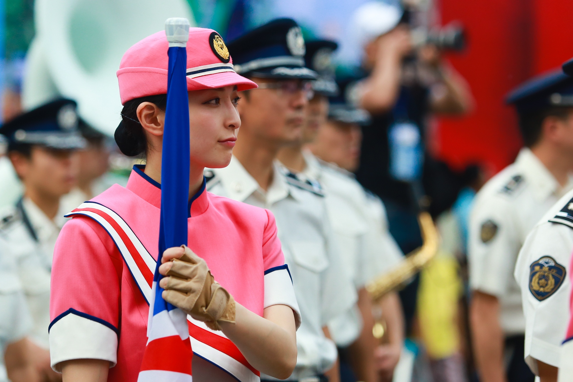 Nguoi Sai Gon lan dau xem canh sat quoc te bieu dien hinh anh