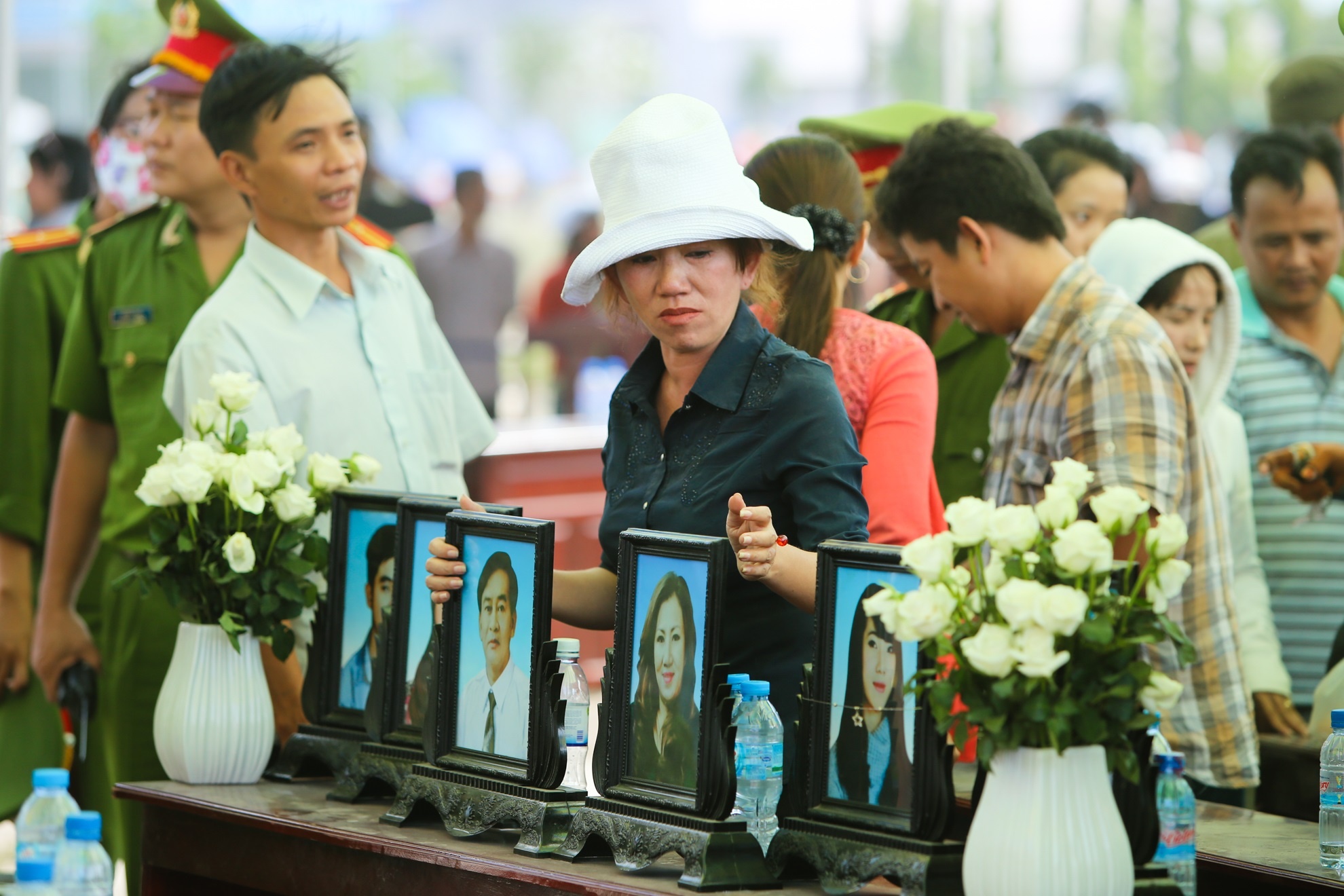 Hon 10 gio xu vu tham sat Binh Phuoc qua anh hinh anh