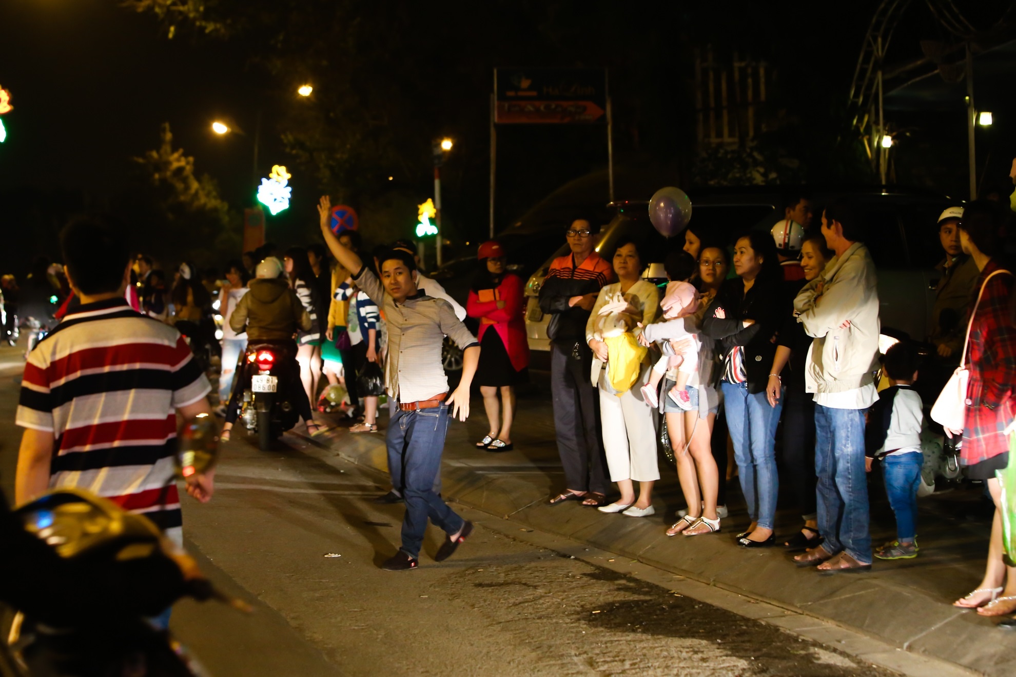 Da Lat dong nghet 30/4 anh 12