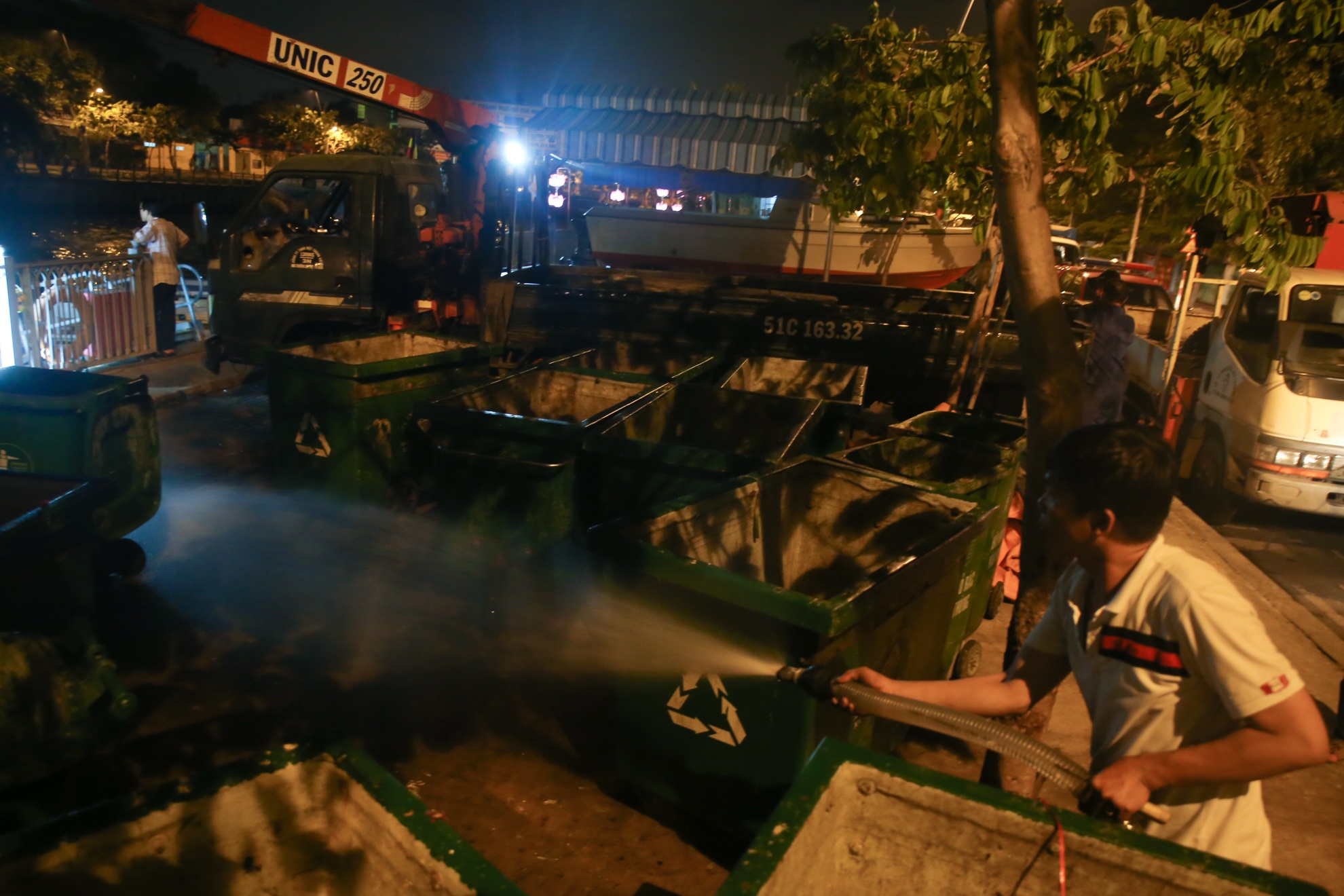 don ca chet tren kenh nhieu loc anh 7