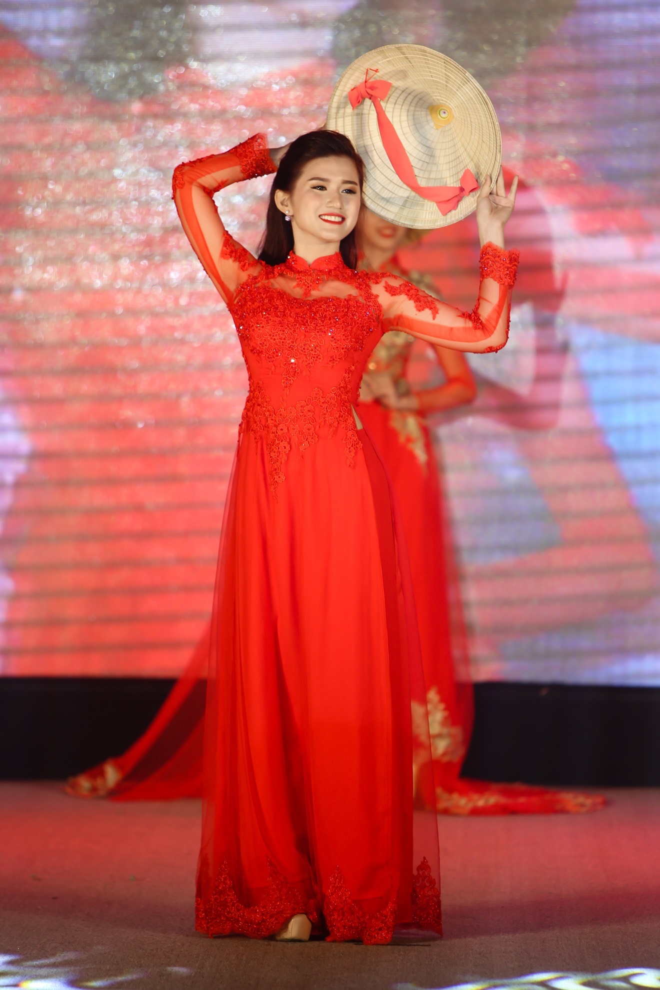 Duyên dáng ngoại thương 2016 ảnh 3 Duyen dang ngoai thuong 2016 anh 3