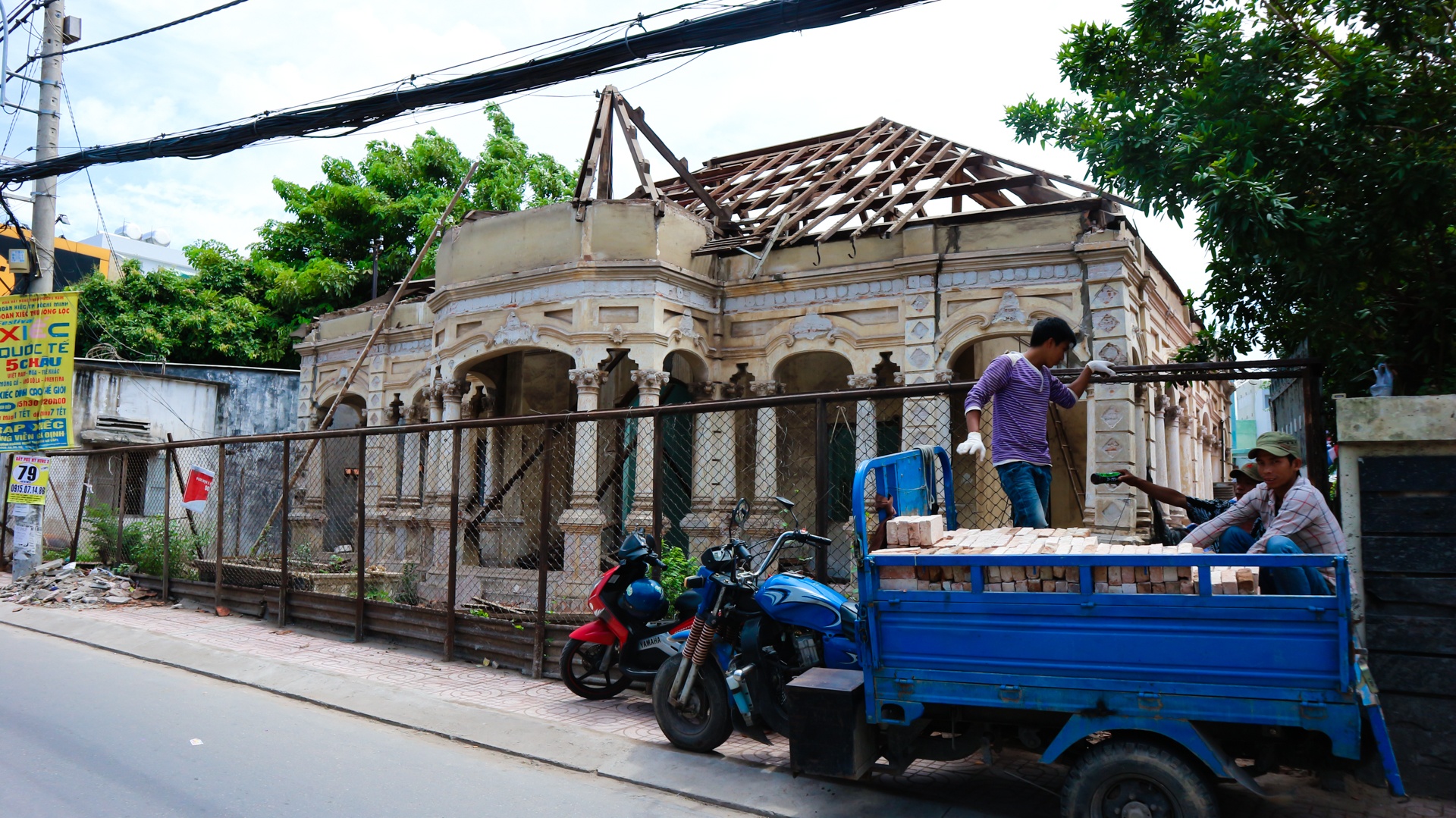 pha nha co thoi Phap anh 25