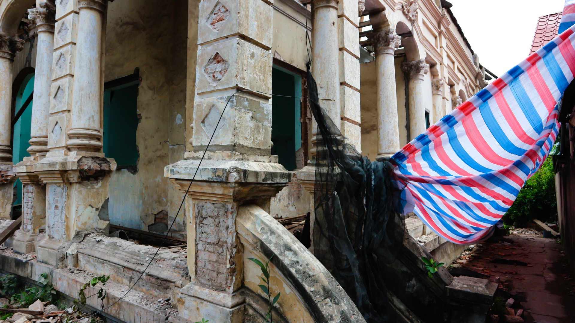 pha nha co thoi Phap anh 4