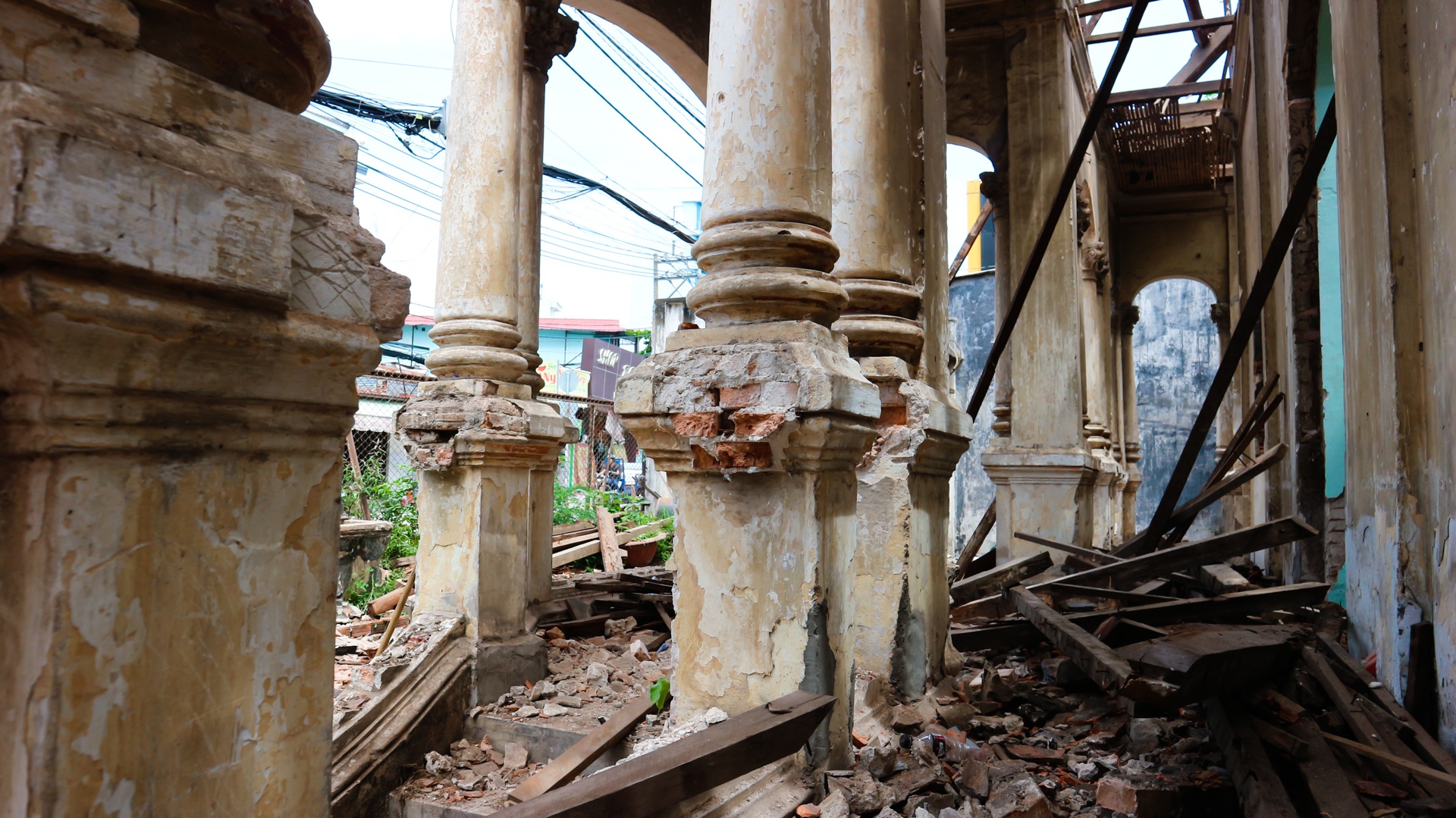 pha nha co thoi Phap anh 8