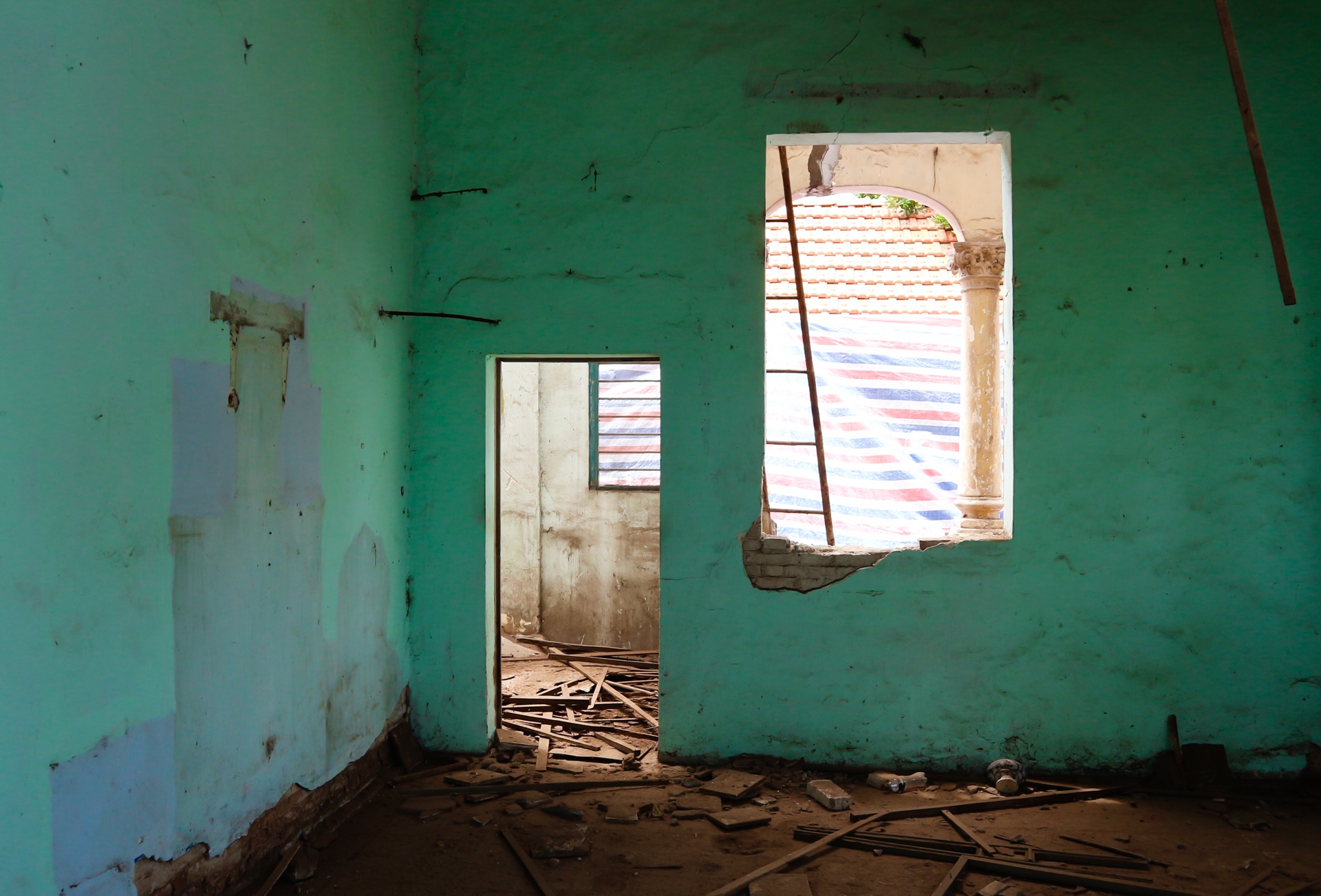 pha nha co thoi Phap anh 16