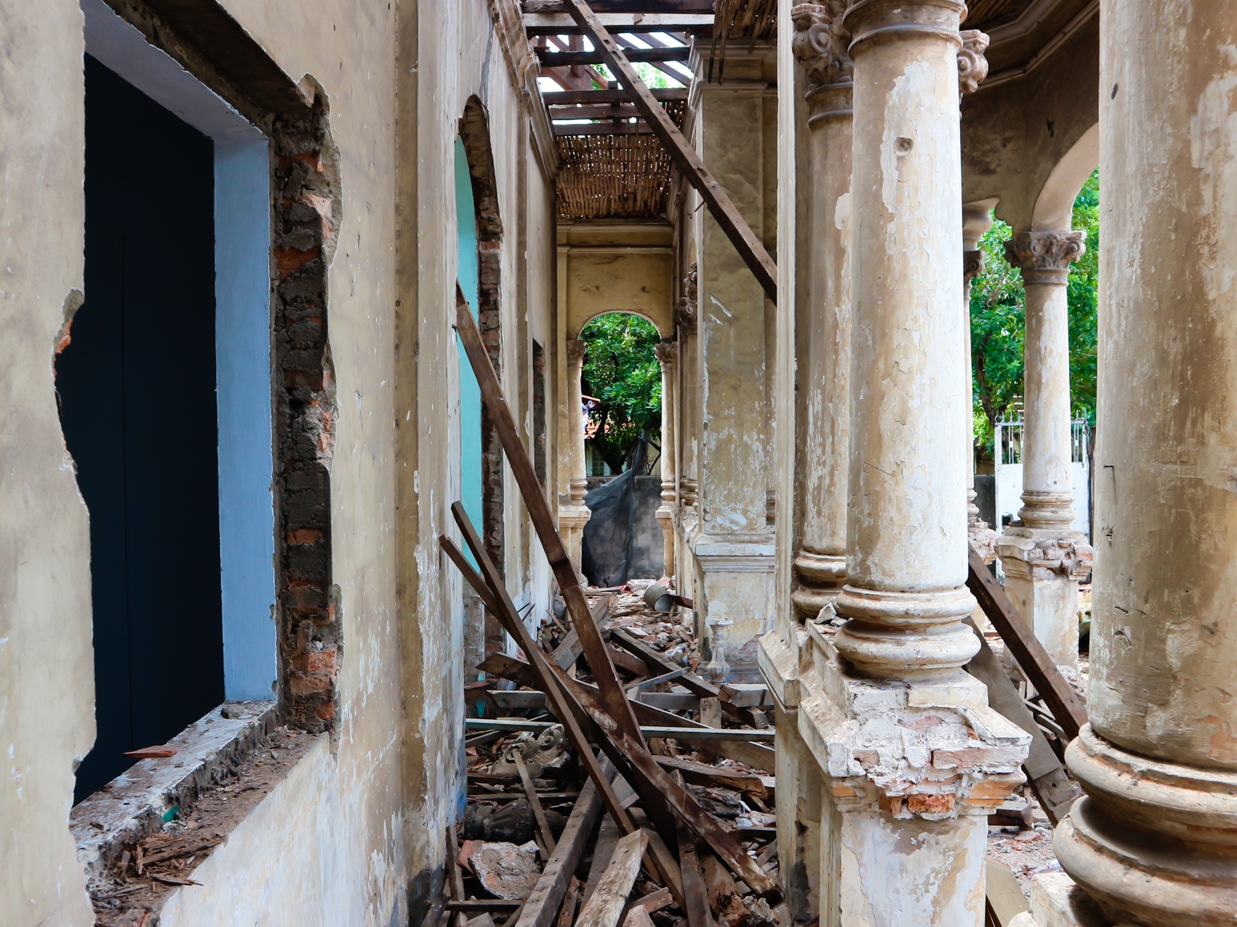 pha nha co thoi Phap anh 18