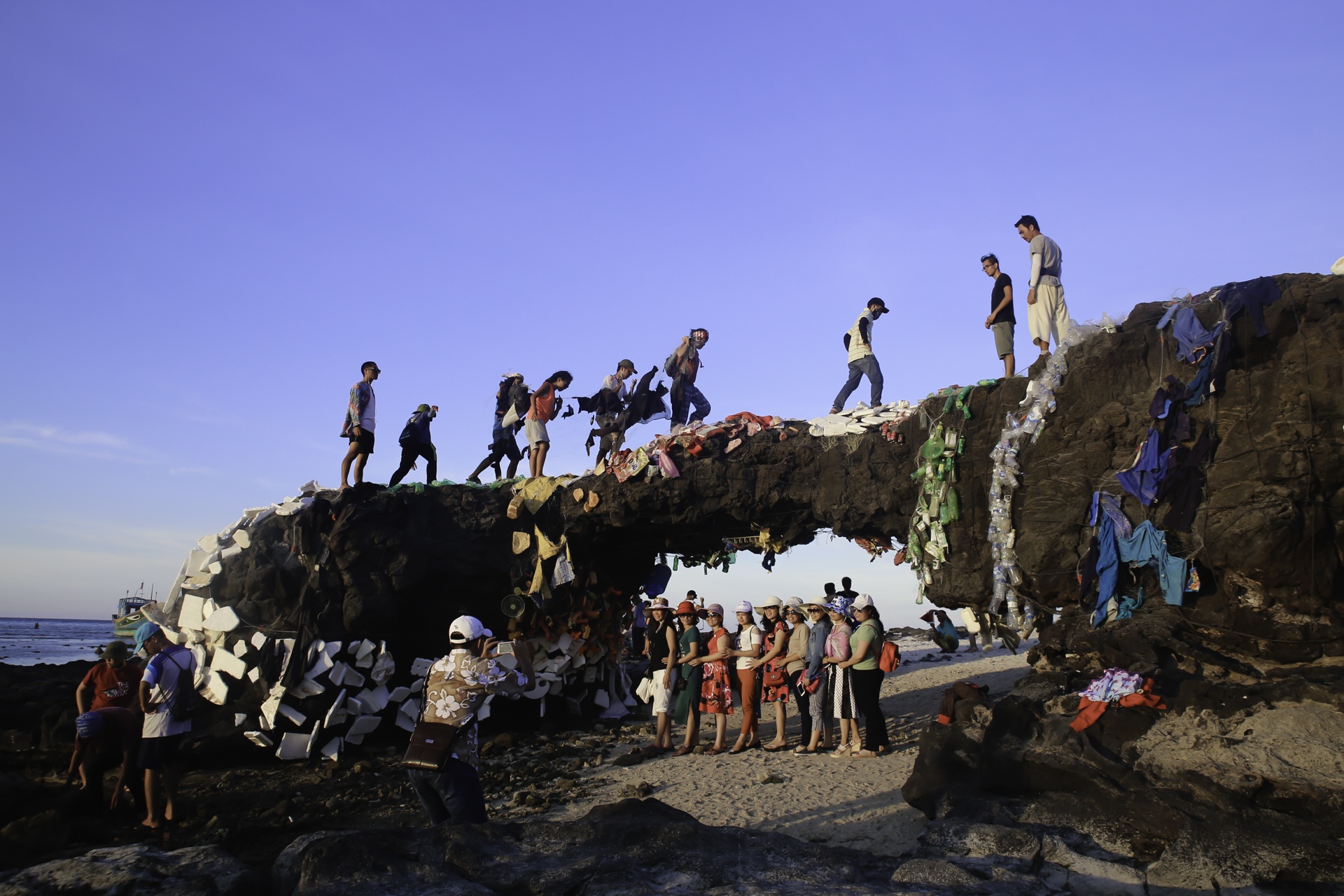 trien lam rac o ly son anh 6