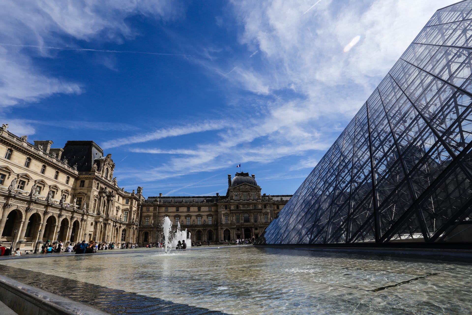 bao tang Louvre anh 2