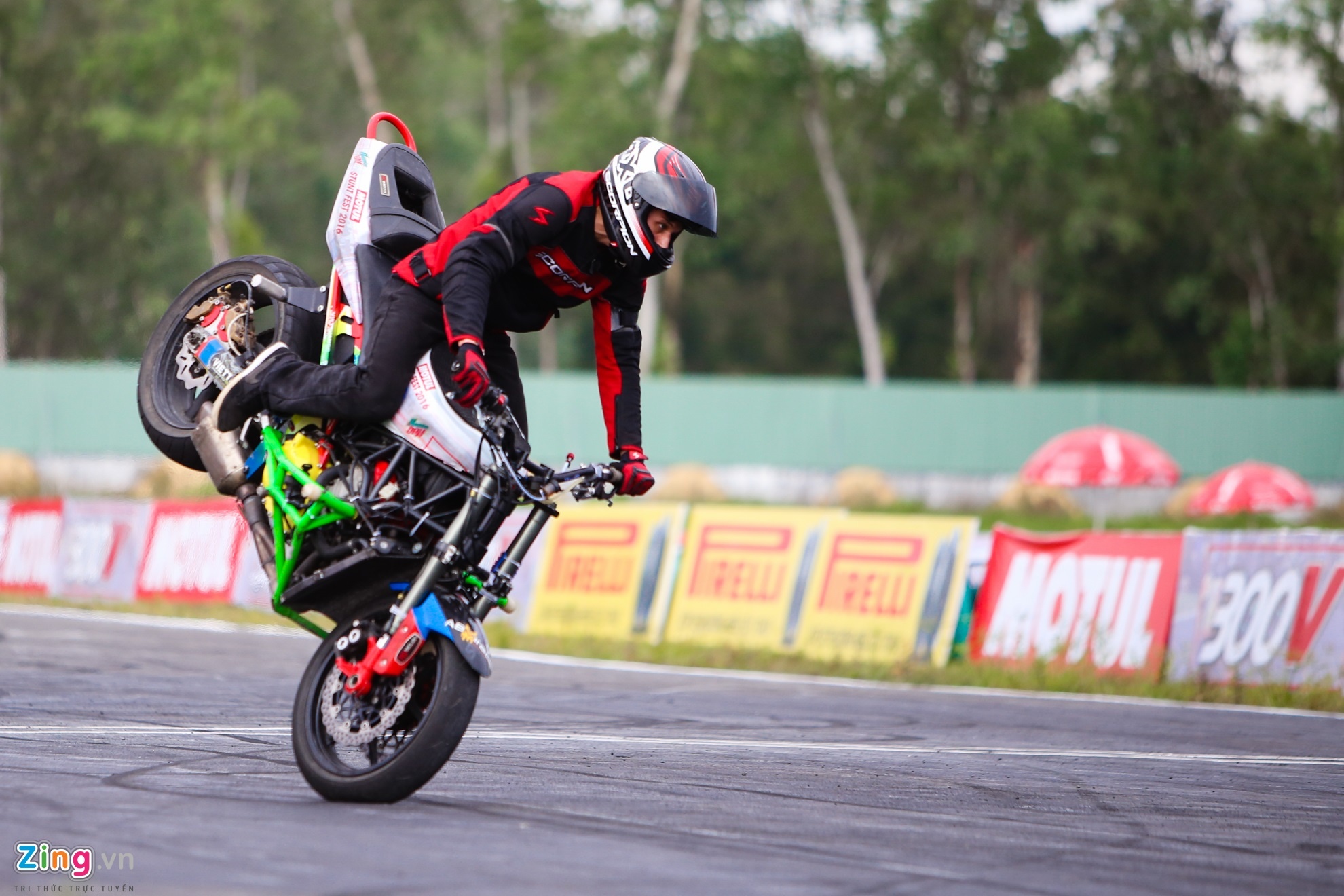Motul Stunt Fest o Binh Duong anh 4