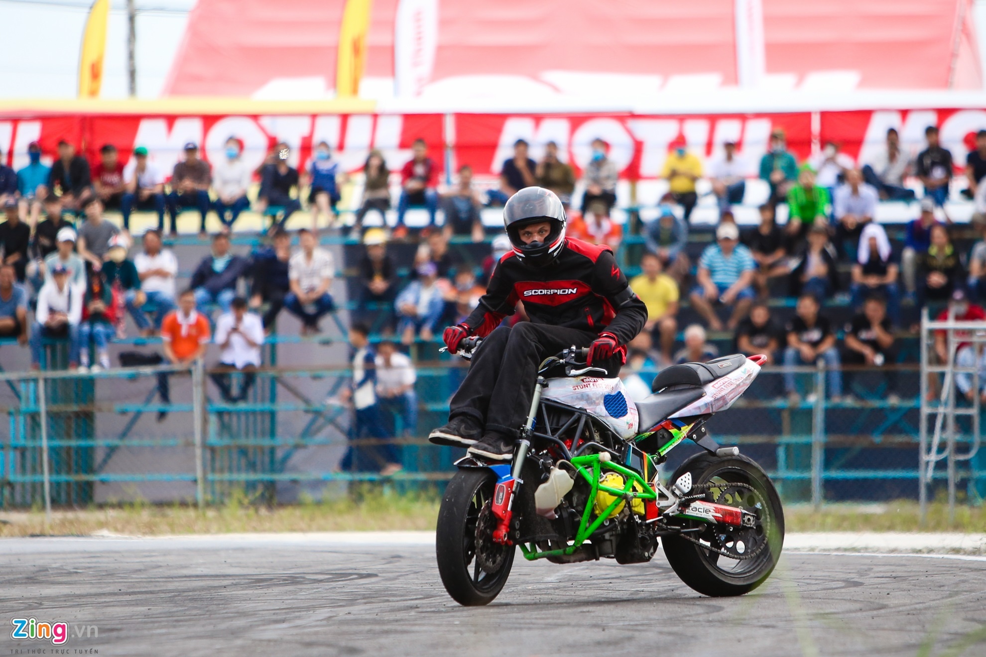Motul Stunt Fest o Binh Duong anh 3