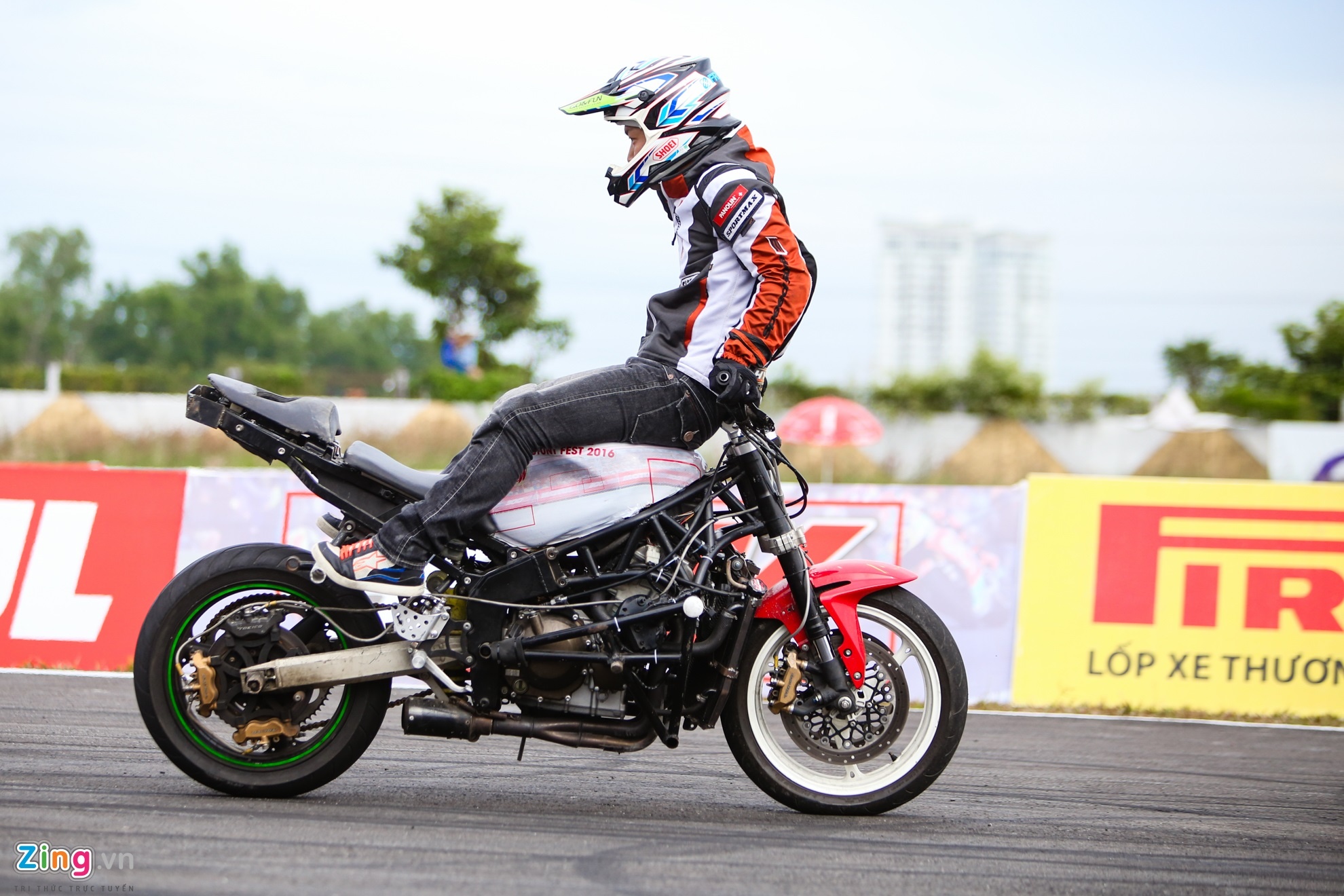 Motul Stunt Fest o Binh Duong anh 10