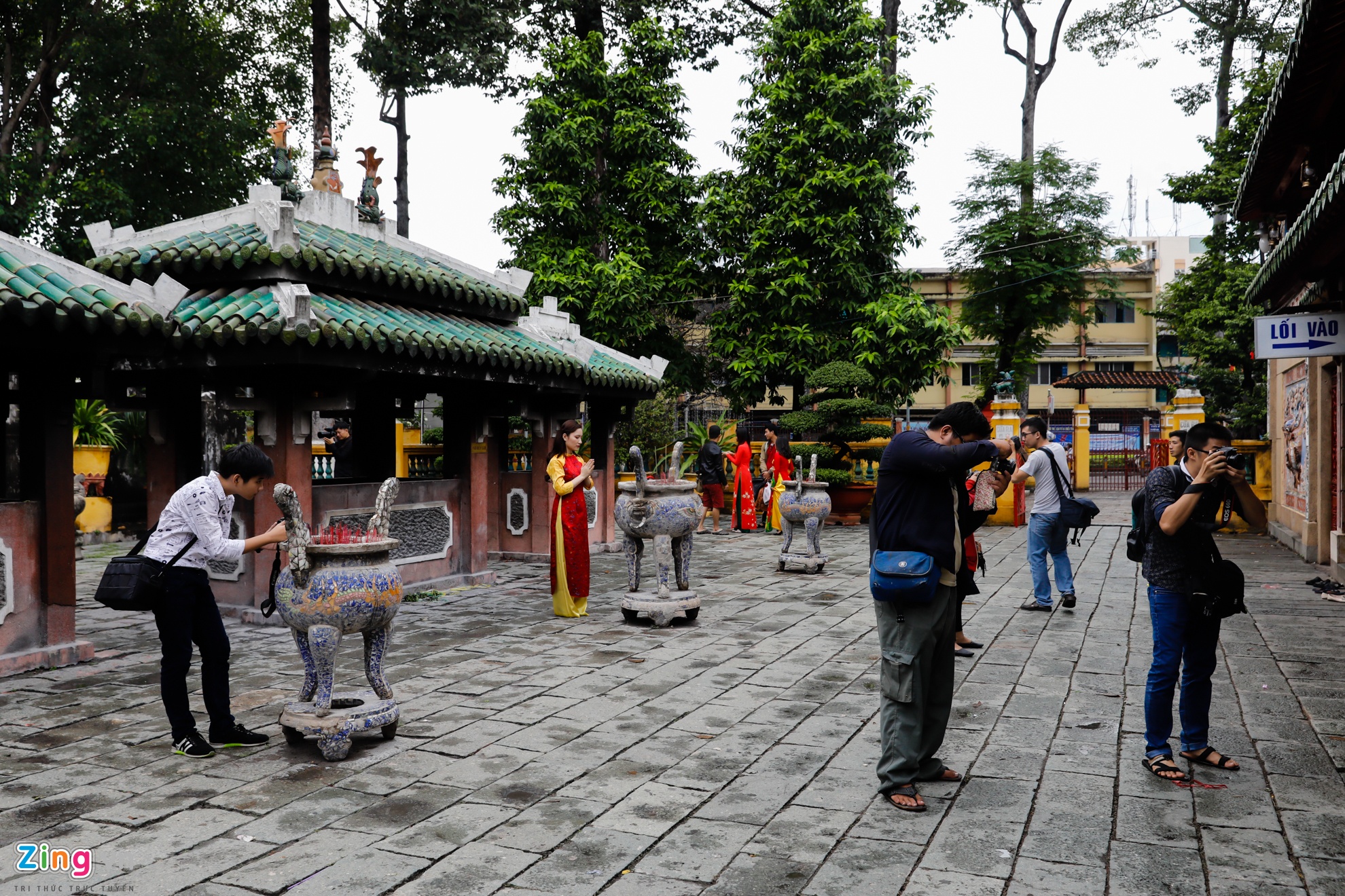 gioi tre chup anh tet anh 1