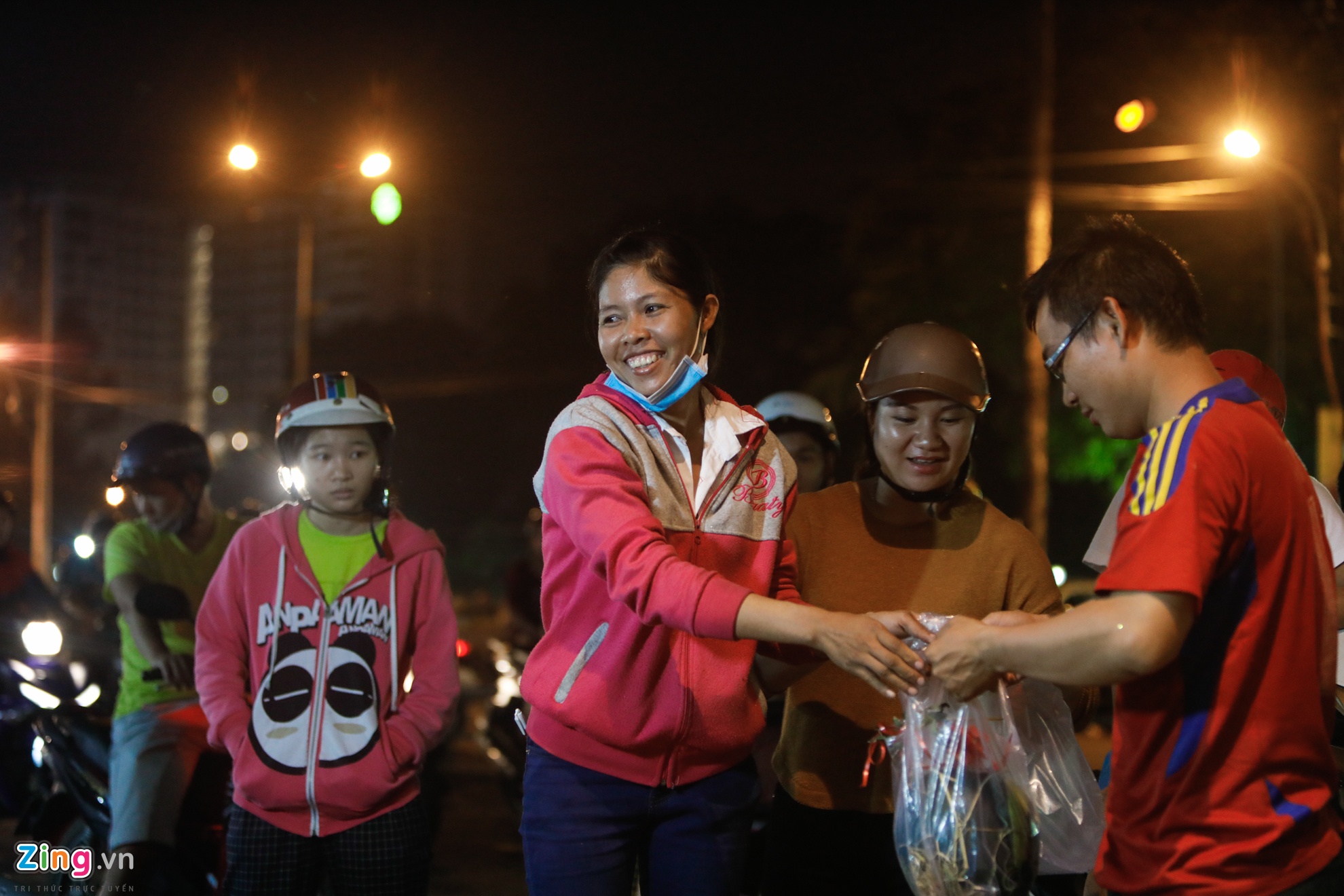 Khac dua hau nghe thuat ban tet anh 12