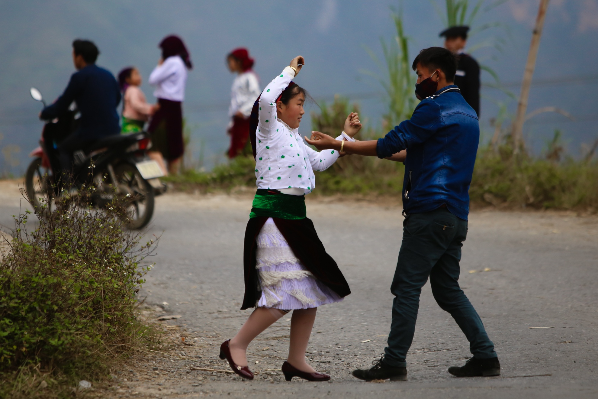 Tuc bat vo cua nguoi Mong Ha Giang anh 12
