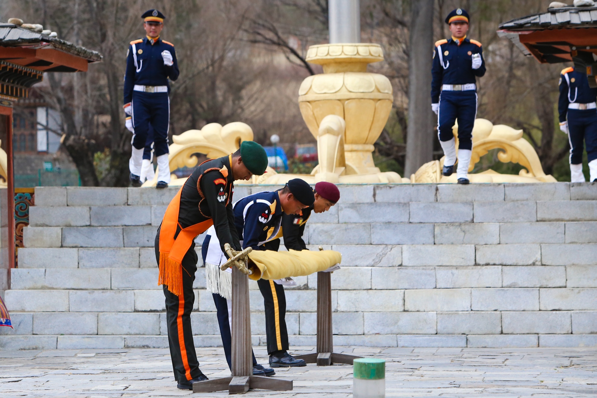 le ha co vuong quoc Bhutan anh 14