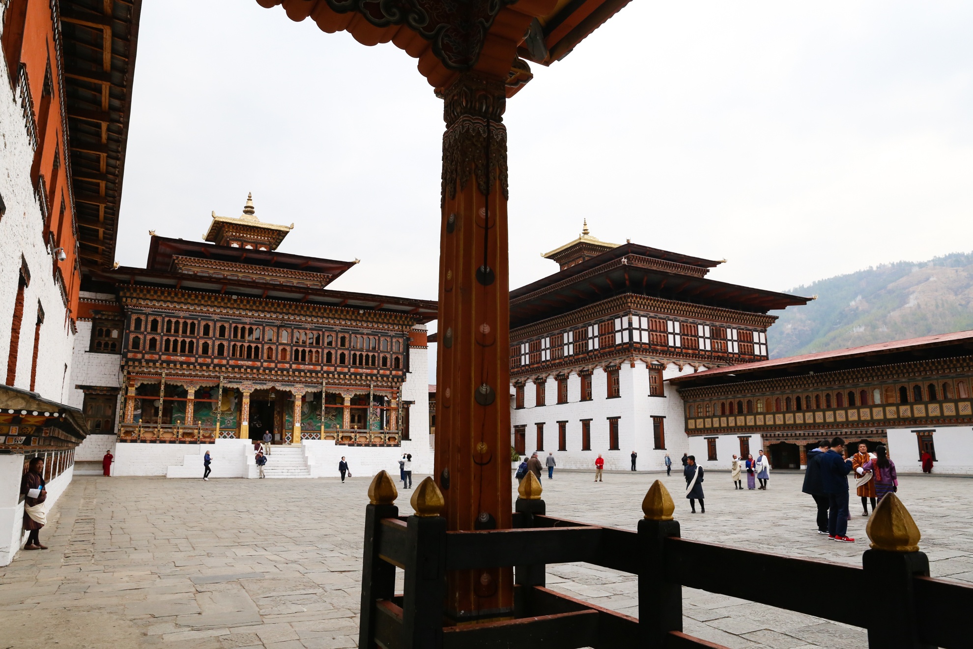 le ha co vuong quoc Bhutan anh 1