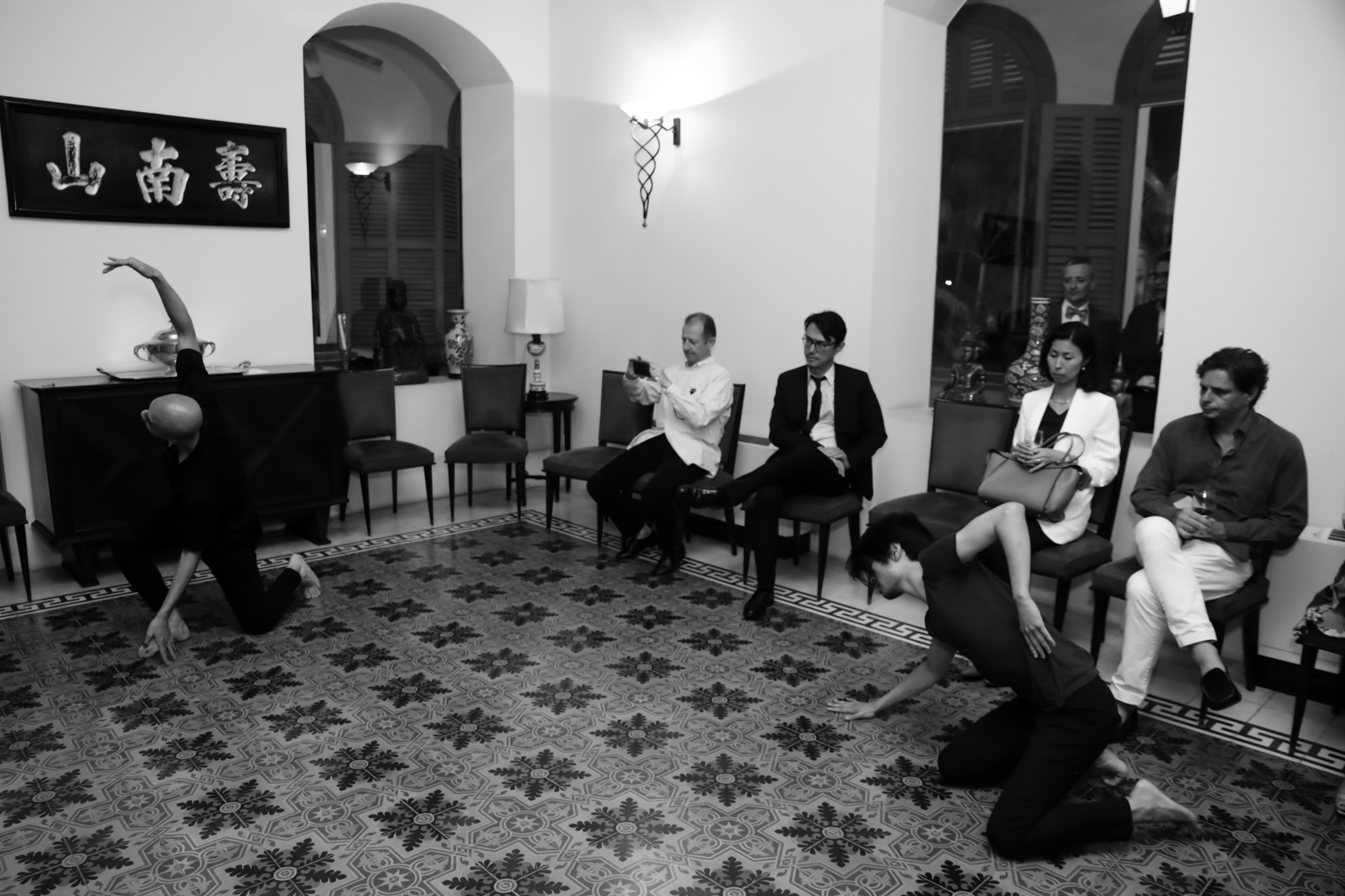 Mua duong dai o lanh su quan Phap anh 1