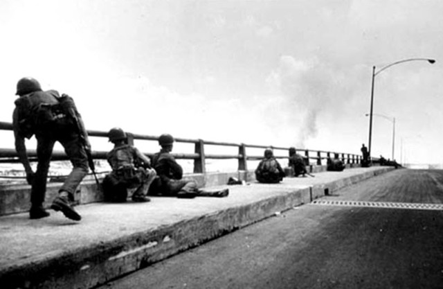 Tran danh cau Rach Chiec 30 thang 4 anh 2