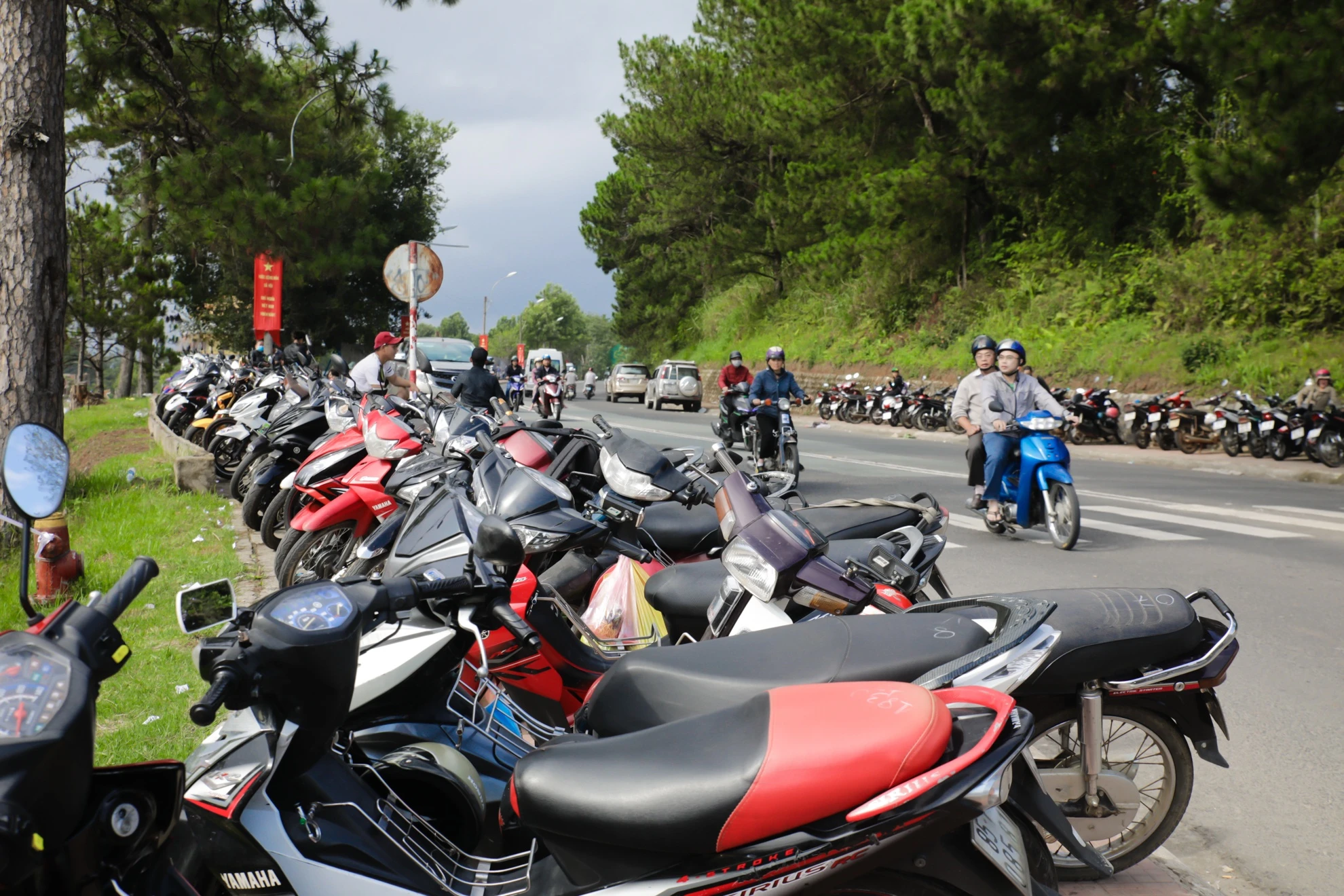 Du khach do ve Da lat le 30/4 anh 7