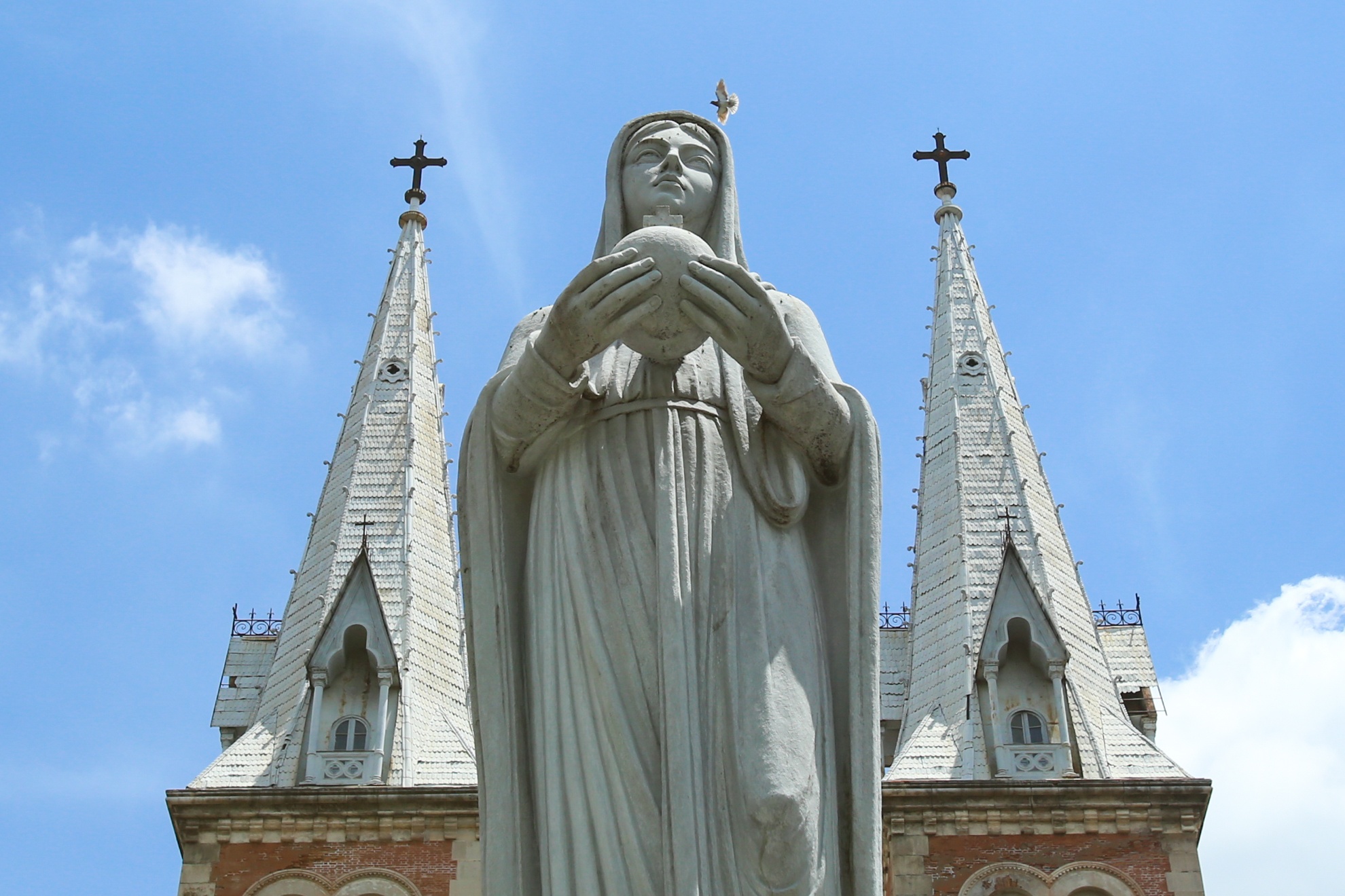 Trung tu nha tho Duc Ba anh 13