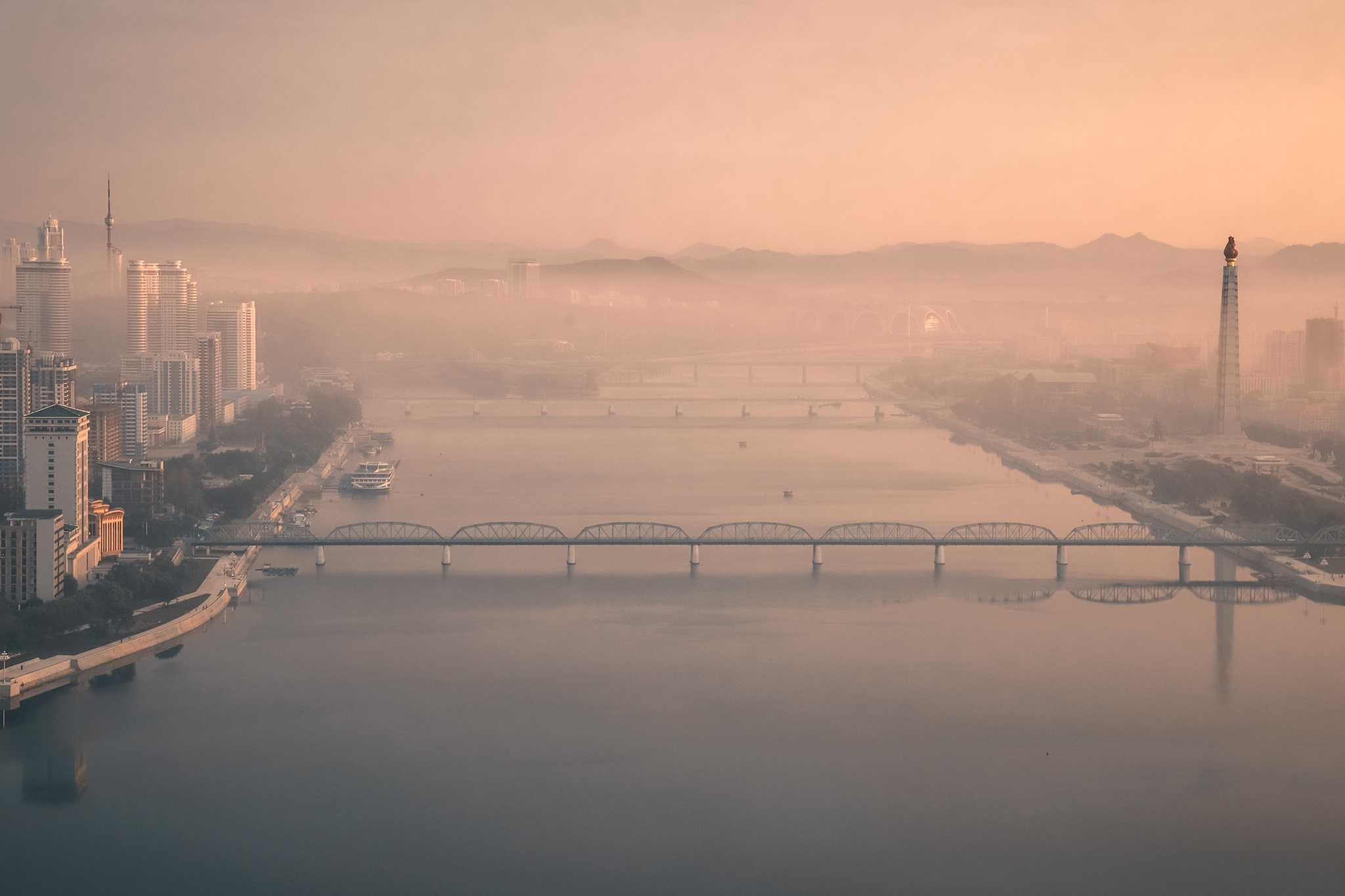 Thượng đỉnh Mỹ Triều ảnh 21 Thuong dinh My Trieu anh 21