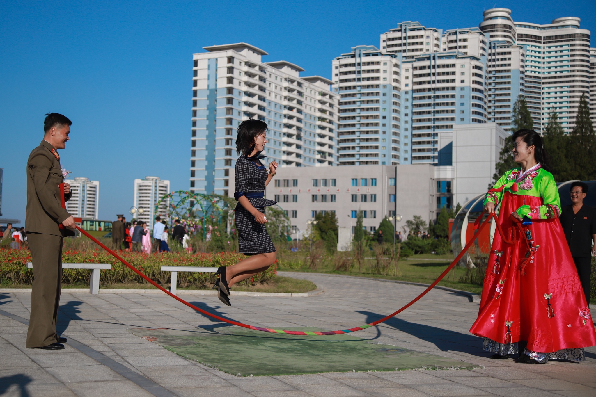 Chup anh cuoi  o Trieu Tien anh 14