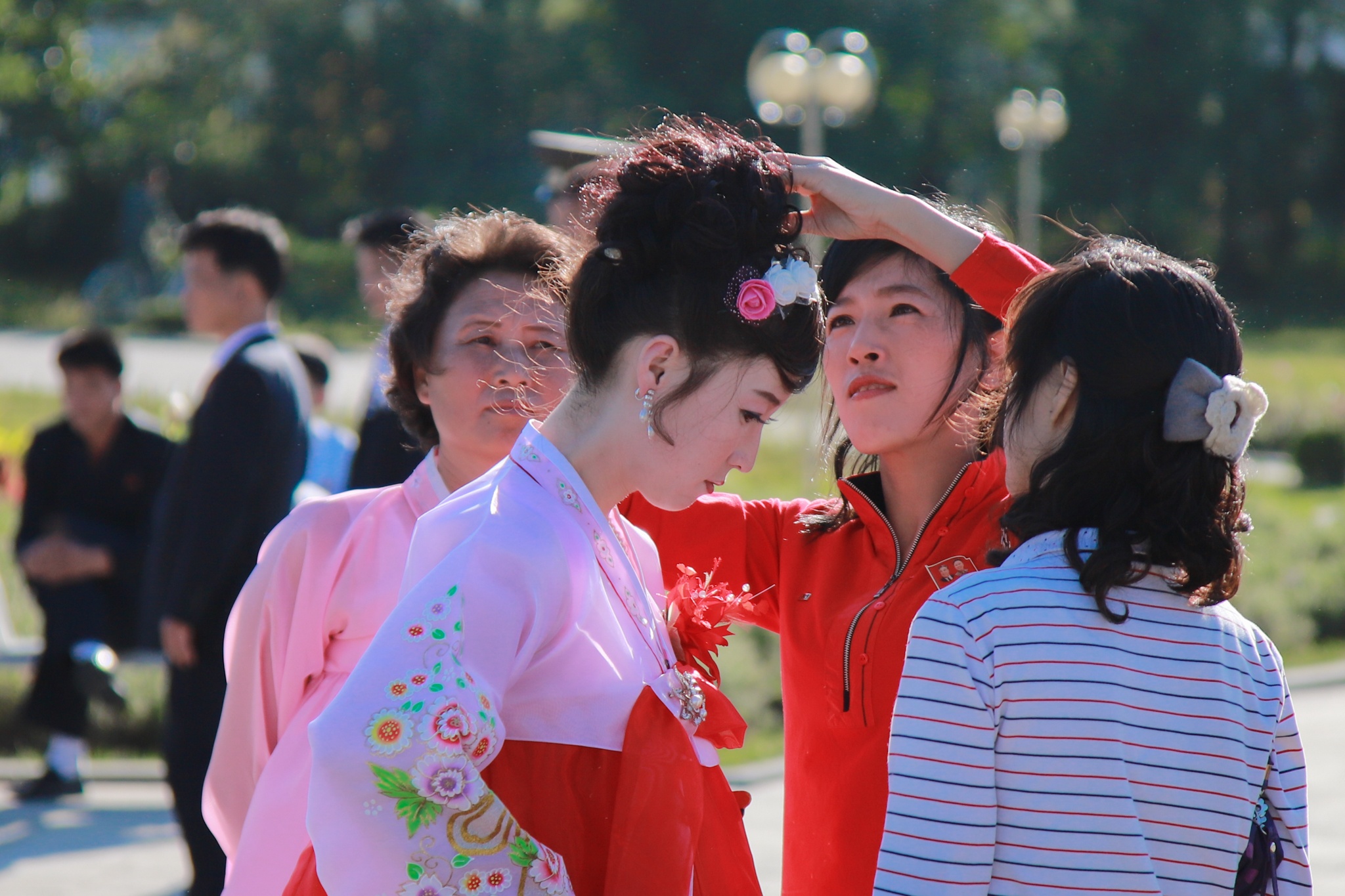 Chup anh cuoi  o Trieu Tien anh 7