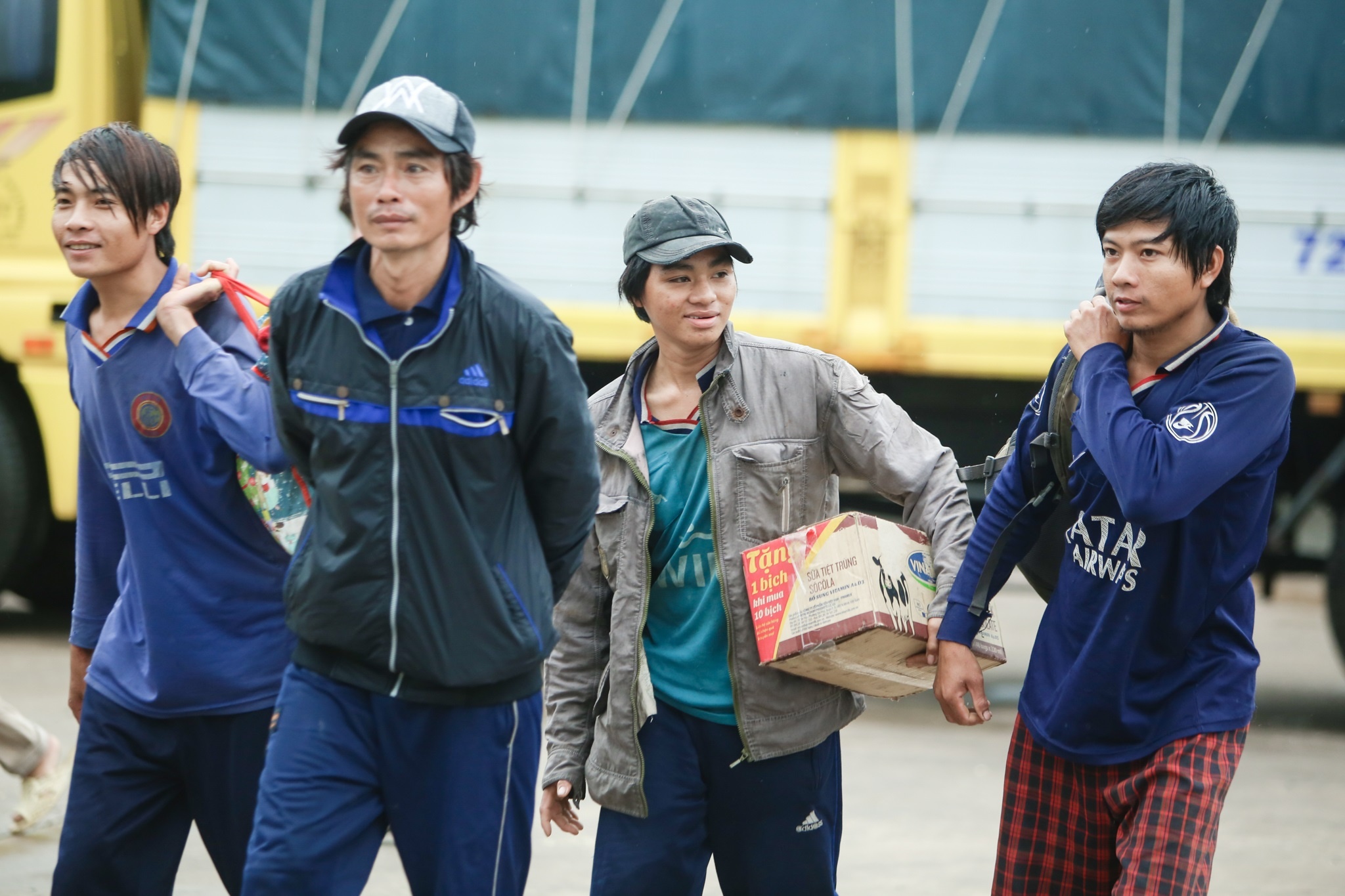 Chieu nay bao so 16 - Tembin do bo, Con Dao cap tap di dan hinh anh