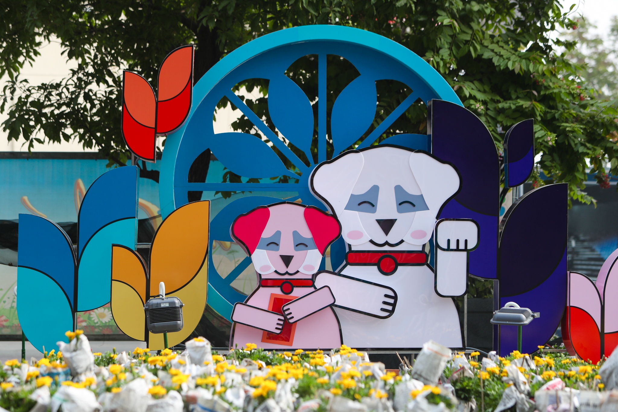 duong hoa Nguyen hue truoc gio khai mac anh 9