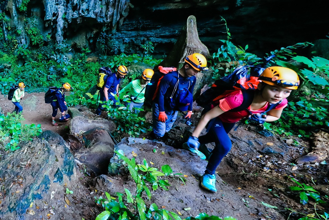 Doan tham hiem he thong hang dong moi nhat o Viet Nam hinh anh