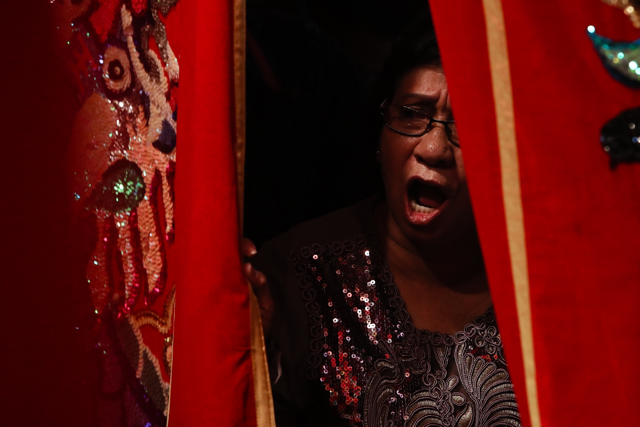 Nguoi dan do ve Lang Ong ba Chieu xem tuong co Ngoc Ky Lan anh 14