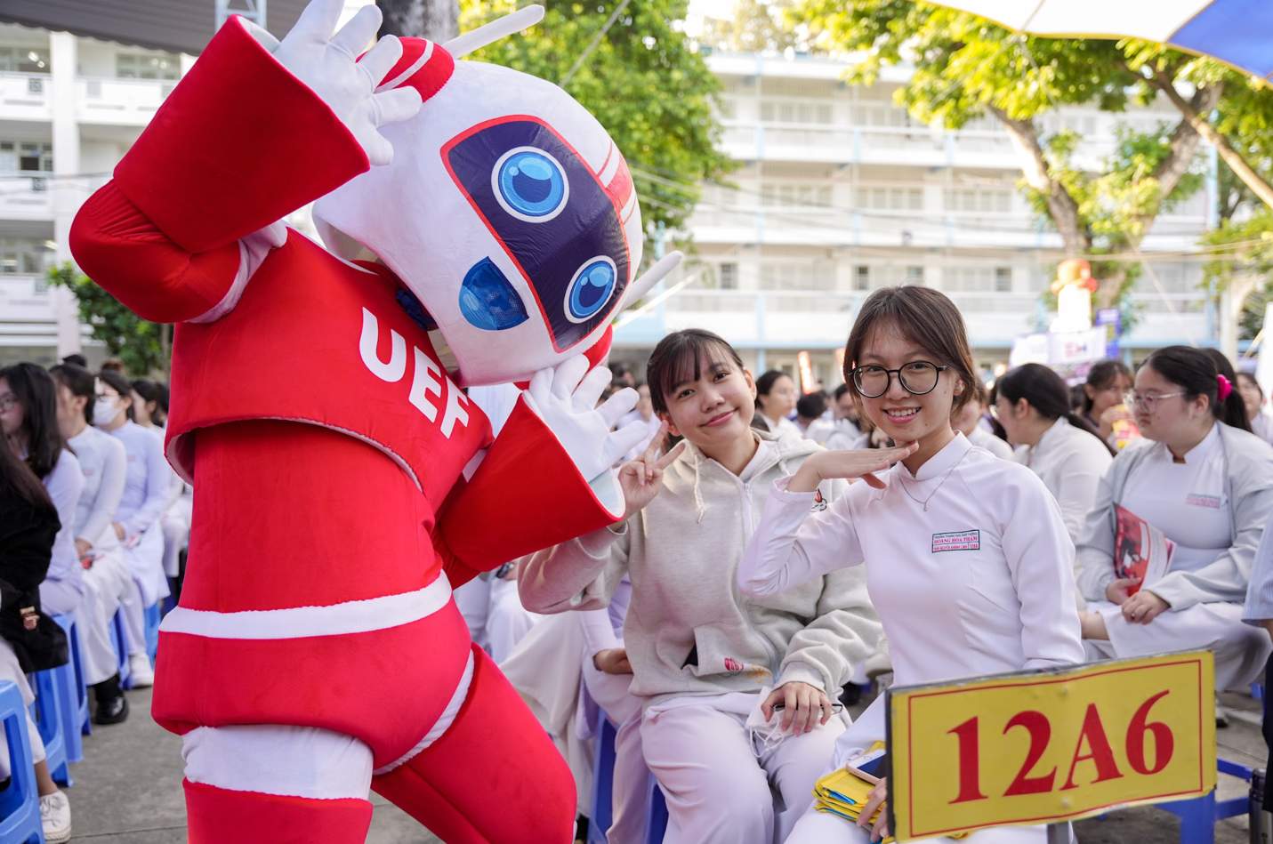 UEF ảnh 3 UEF anh 3