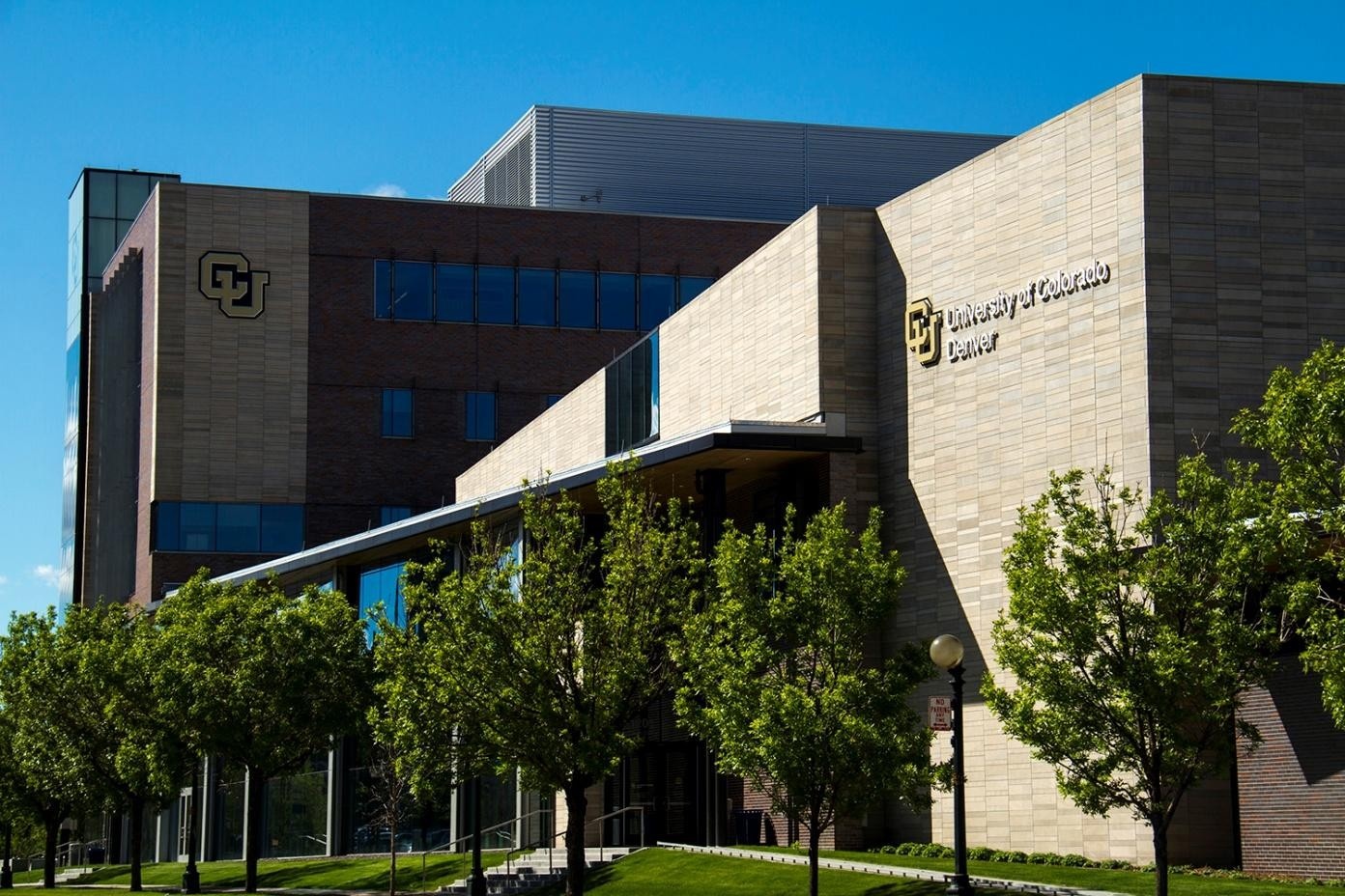 Dai hoc Colorado Denver lan dau trien khai dao tao MBA o Viet Nam hinh anh