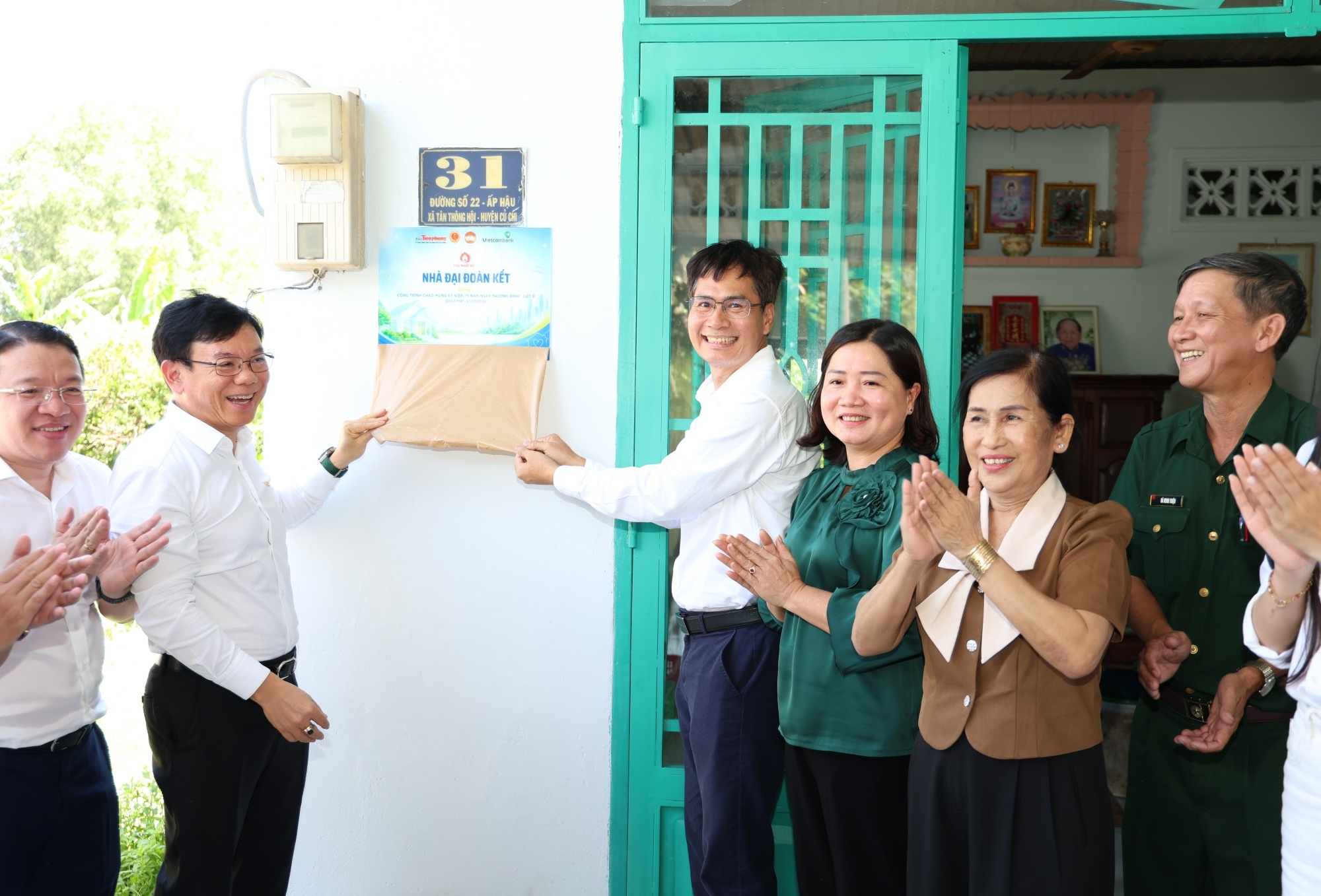 Vietcombank cùng xây 6 mái ấm nghĩa tình cho cựu chiến binh TP.HCM