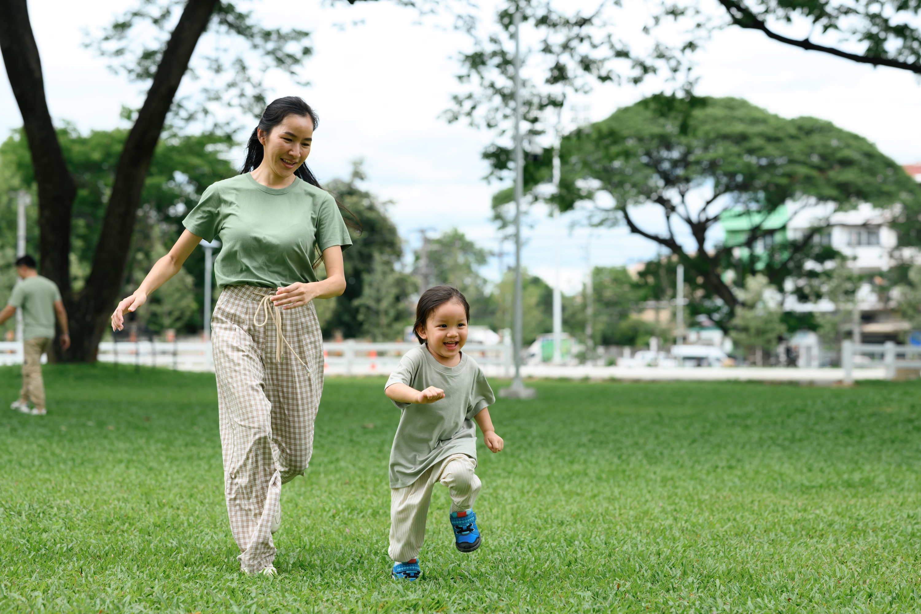 Nutifood GrowPLUS+ Colostrum Lactoferrin ảnh 2