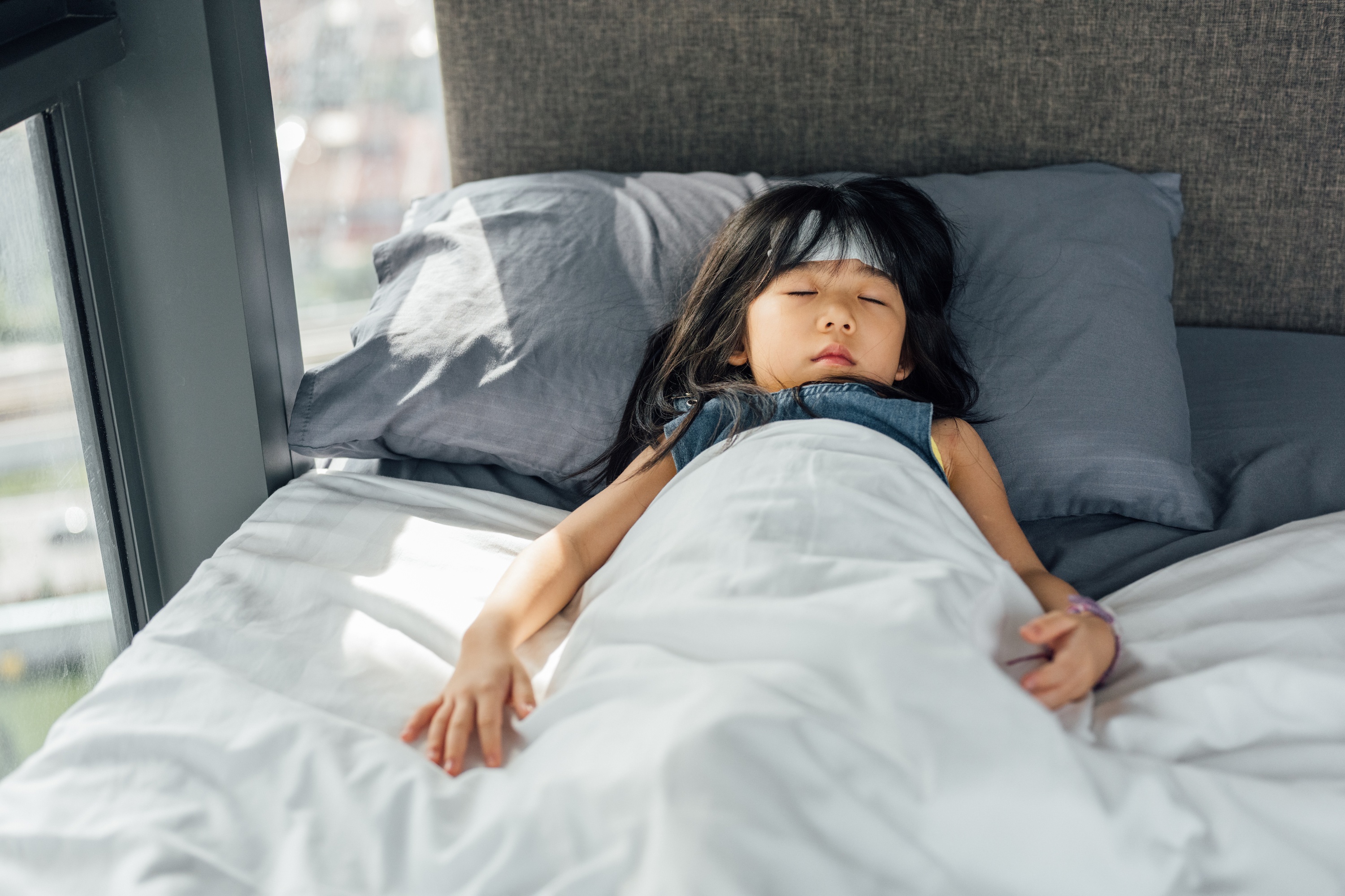 Điều cha mẹ cần làm giúp bé yêu giảm ốm vặt, thoải mái vui chơi