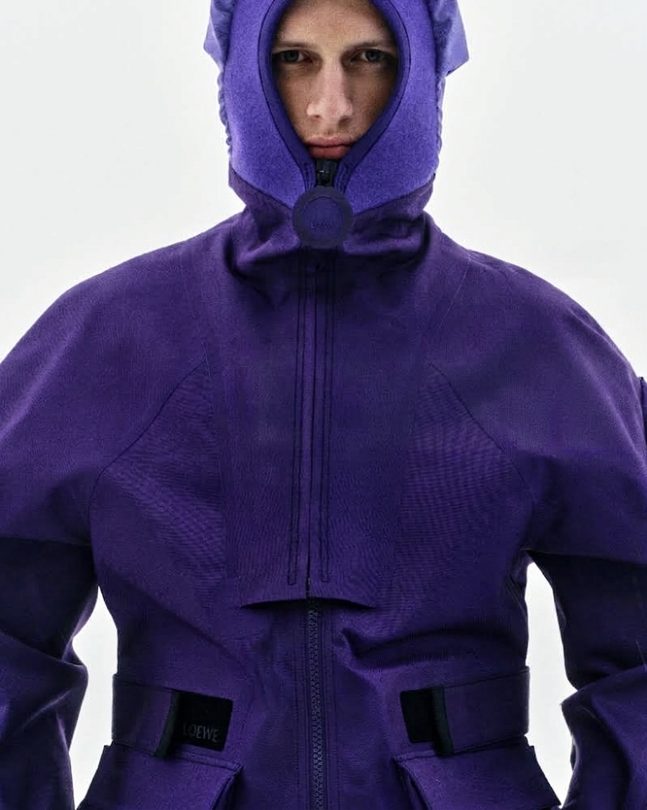 Loewe ảnh 6 Loewe ảnh 6