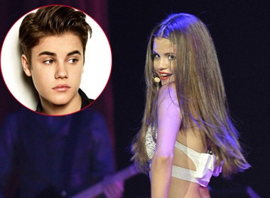 Selena bi gia dinh cam quay lai voi Justin Bieber hinh anh