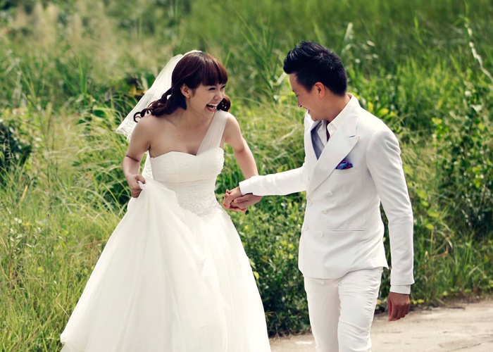 Anh cuoi dep lung linh cua Minh Hang - Luong Manh Hai hinh anh