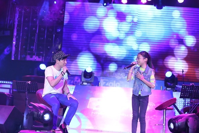 Clip Phuong My Chi - Tran Thanh song ca ‘Ao moi Ca Mau’ hinh anh