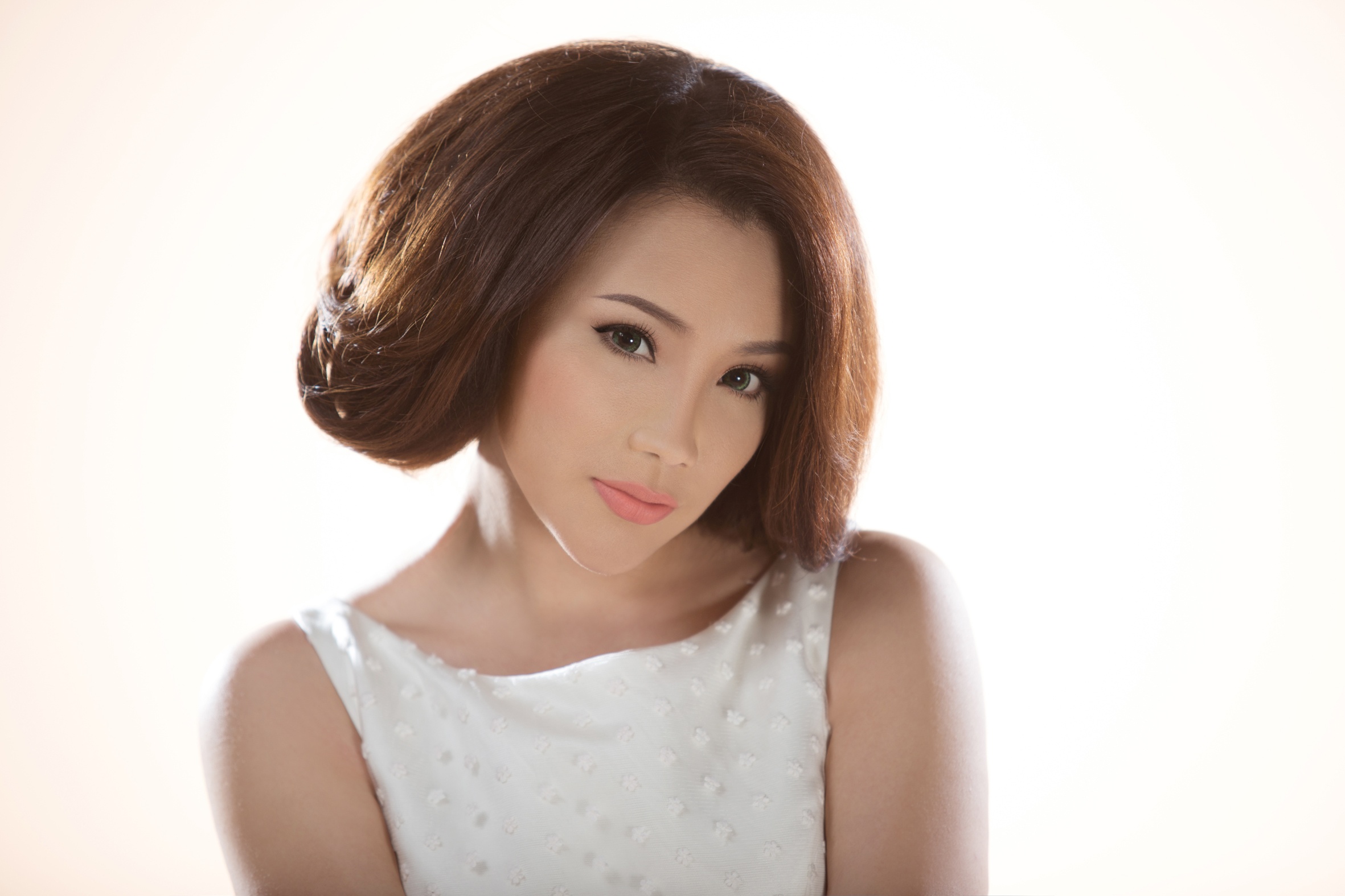 Ho Quynh Huong ngoi ghe nong The X-Factor Viet hinh anh