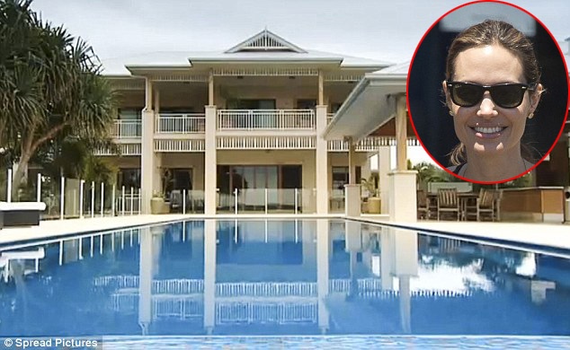 Biet thu cao cap cua me con Angelina Jolie hinh anh