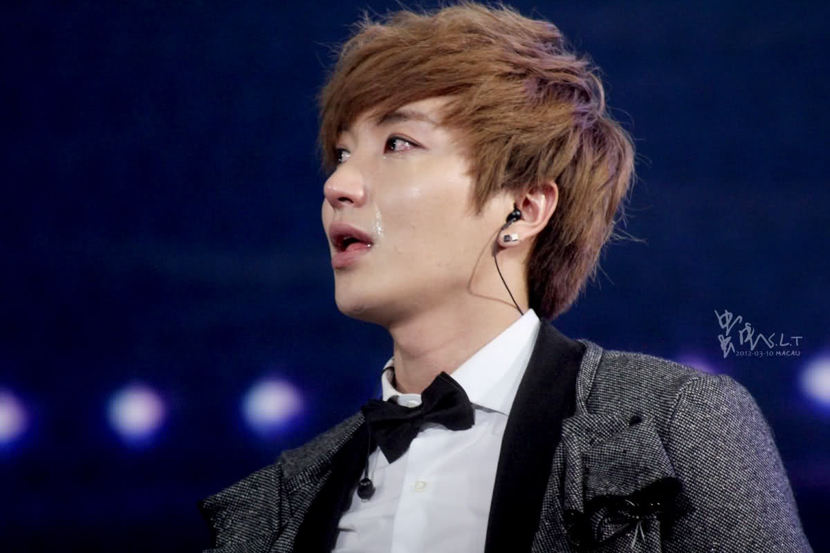 4 ong lon Kpop bi chi trich tham te vi bung bit thong tin hinh anh